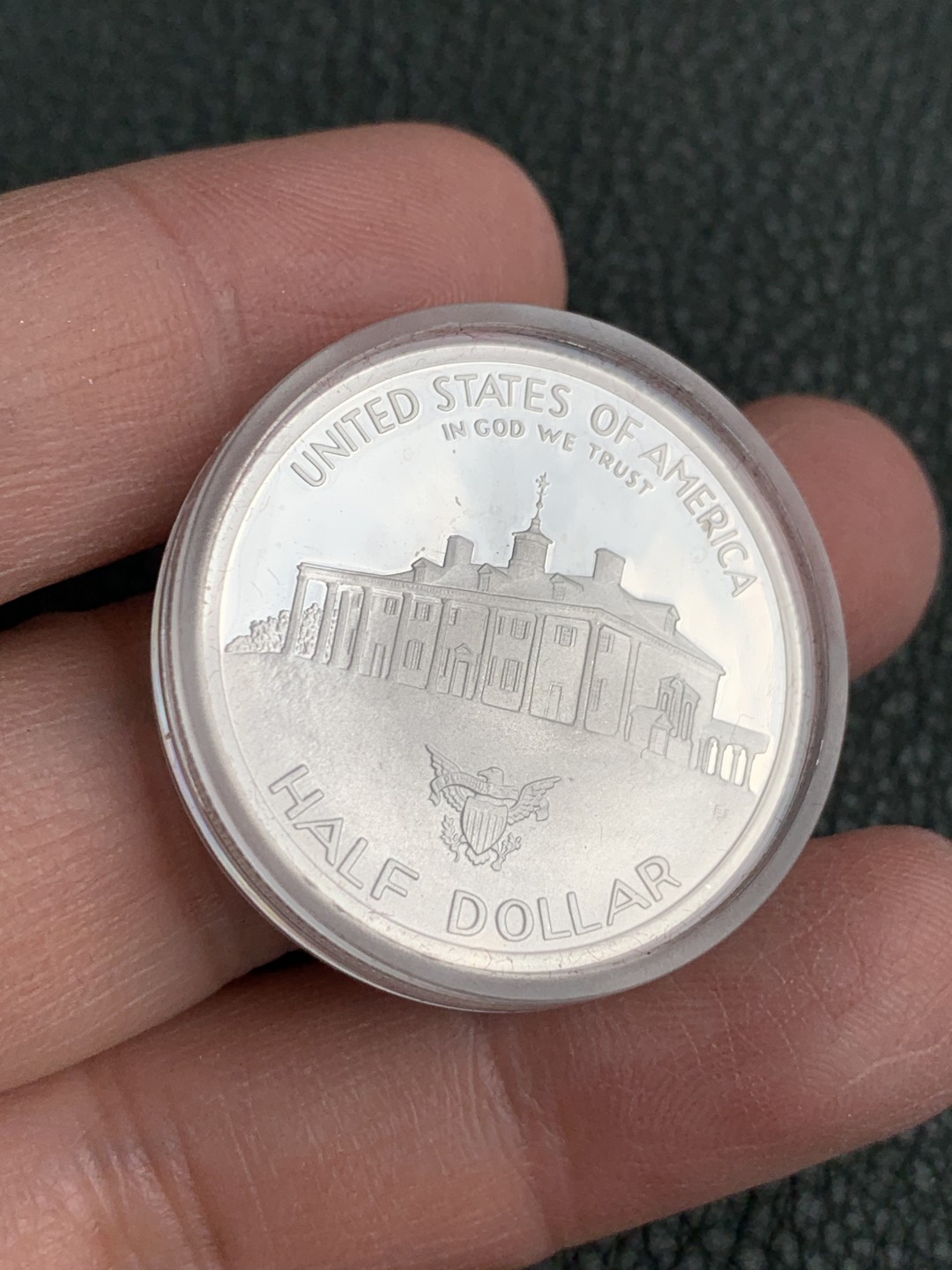 《竞宝斋》第140场-周日，周一，周四 3拍 (全场包邮) 美国1982年 华盛顿骑马 1/2美元 精制银币 原盒证书