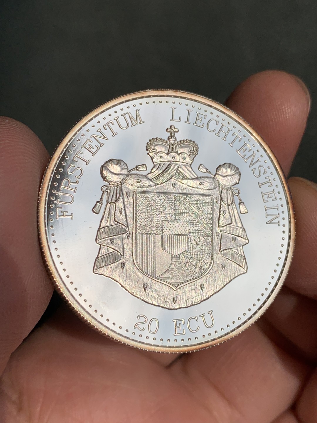 《竞宝斋》第140场-周日，周一，周四 3拍 (全场包邮) 列支敦士登 1993年 20ECU精制大银币 木盒证书