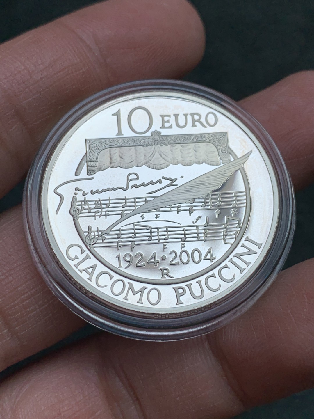 《竞宝斋》第140场-周日，周一，周四 3拍 (全场包邮) 意大利 2004年 克劳斯获奖币《蝴蝶夫人》精制制一对 925银18克+22克=40克 发行量 8000