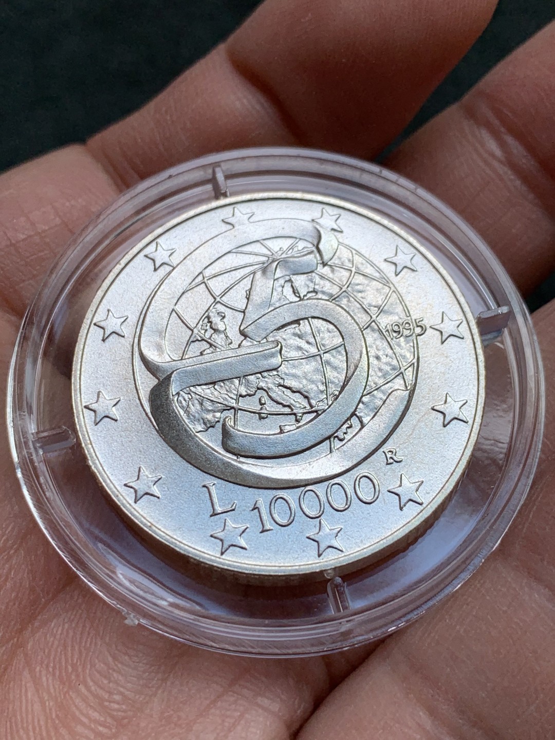 《竞宝斋》第140场-周日，周一，周四 3拍 (全场包邮) 意大利 1995 10000里拉 女神骑牛银币