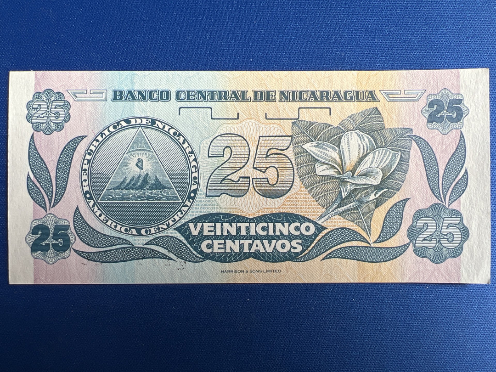 泡泡堂微拍第七十七幕纸币捡漏可累计专场👿👿，零佣金，零押金，累计满二十元包邮，接受代拍业务 尼加拉瓜25科多巴