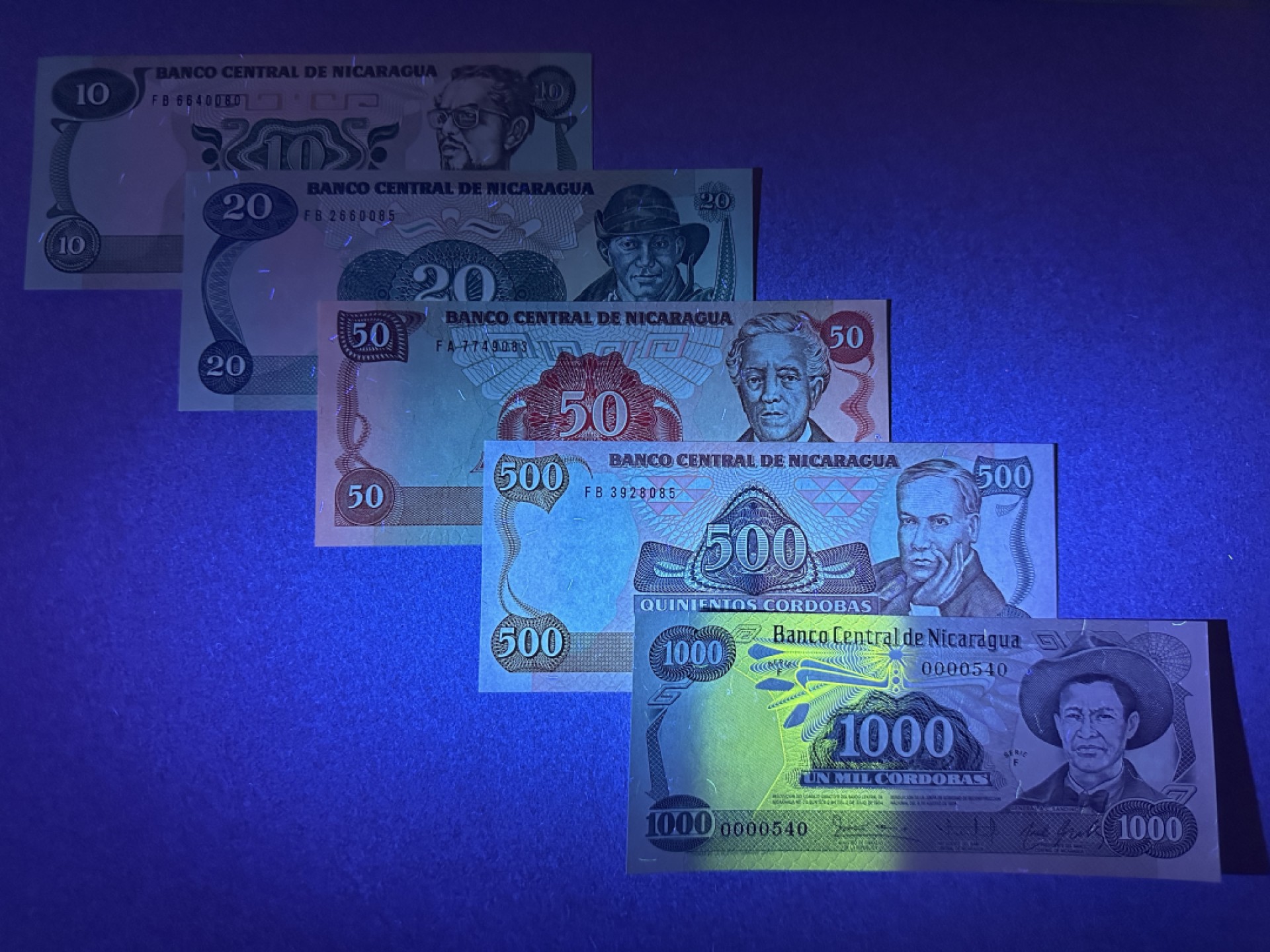 《张总收藏》92期——外币精品大会100拍 尼加拉瓜10-1000元5张 UNC 1985年版