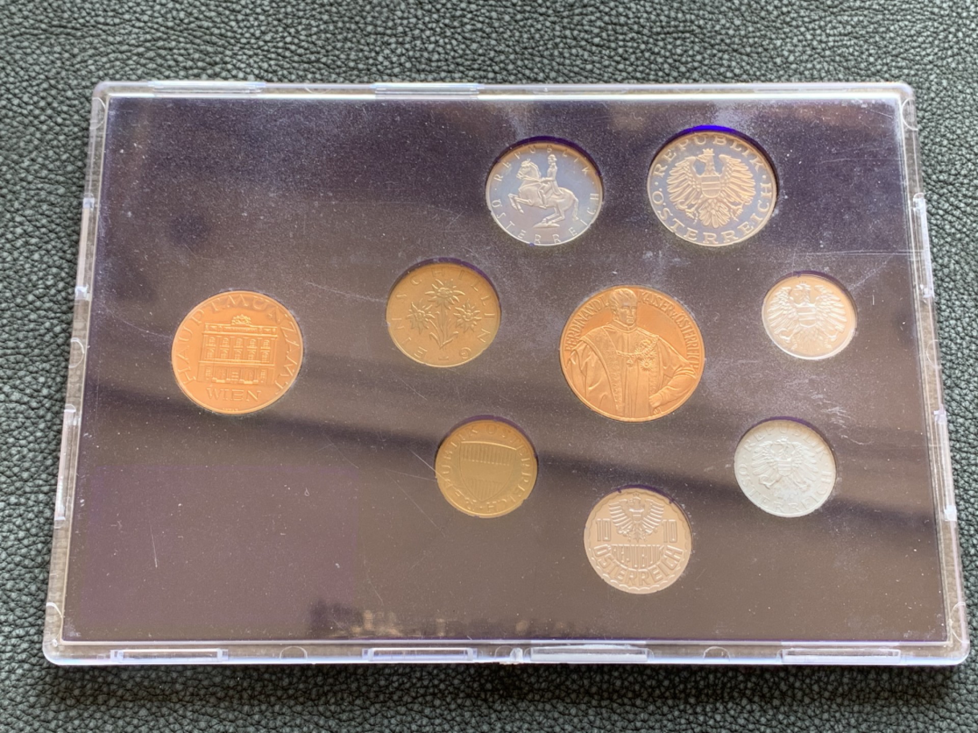 《竞宝斋》第140场-周日，周一，周四 3拍 (全场包邮) 奥地利 1988年 精制套币