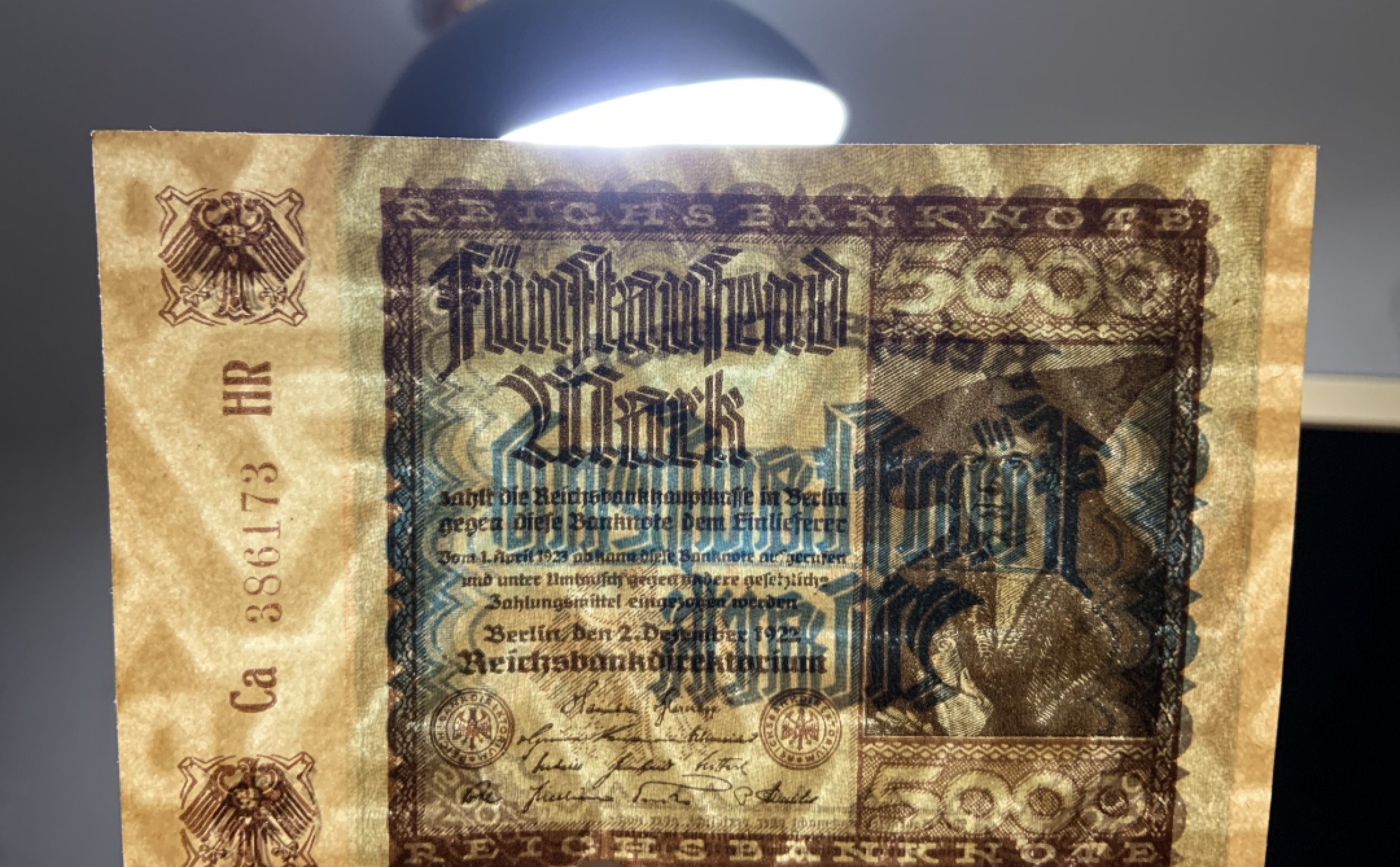 收藏联盟Quantum Auction 第237期拍卖 德国1922年5000马克 品相UNC 票面有点钞痕  百年老钞