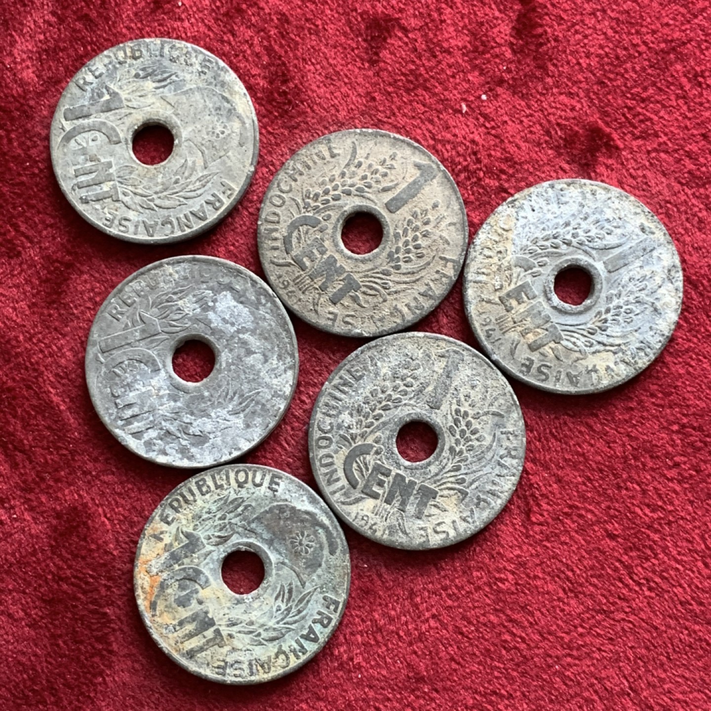 《竞宝斋》第140场-周日，周一，周四 3拍 (全场包邮) 法属印支1分锌币 一组6枚