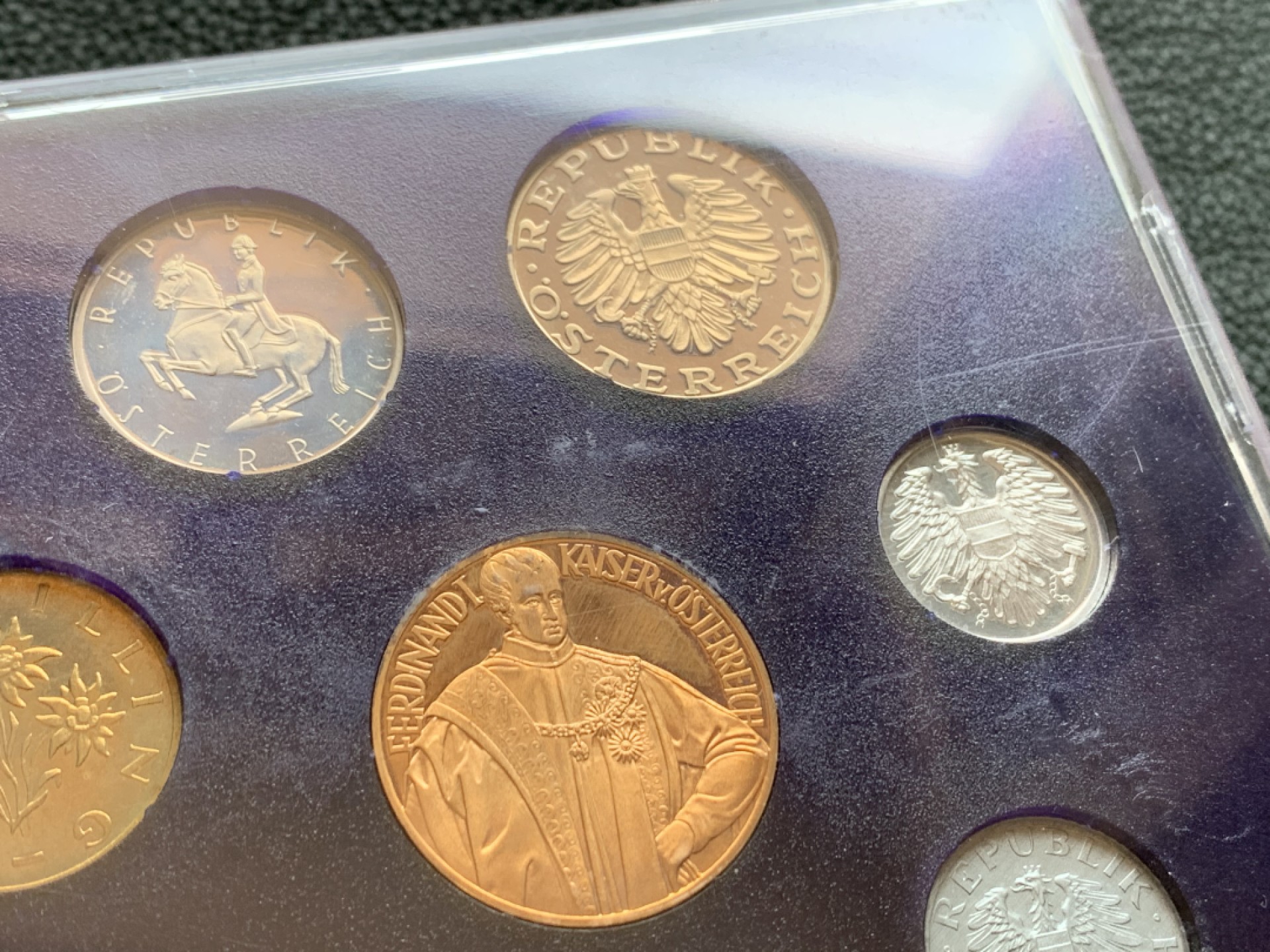 《竞宝斋》第140场-周日，周一，周四 3拍 (全场包邮) 奥地利 1988年 精制套币