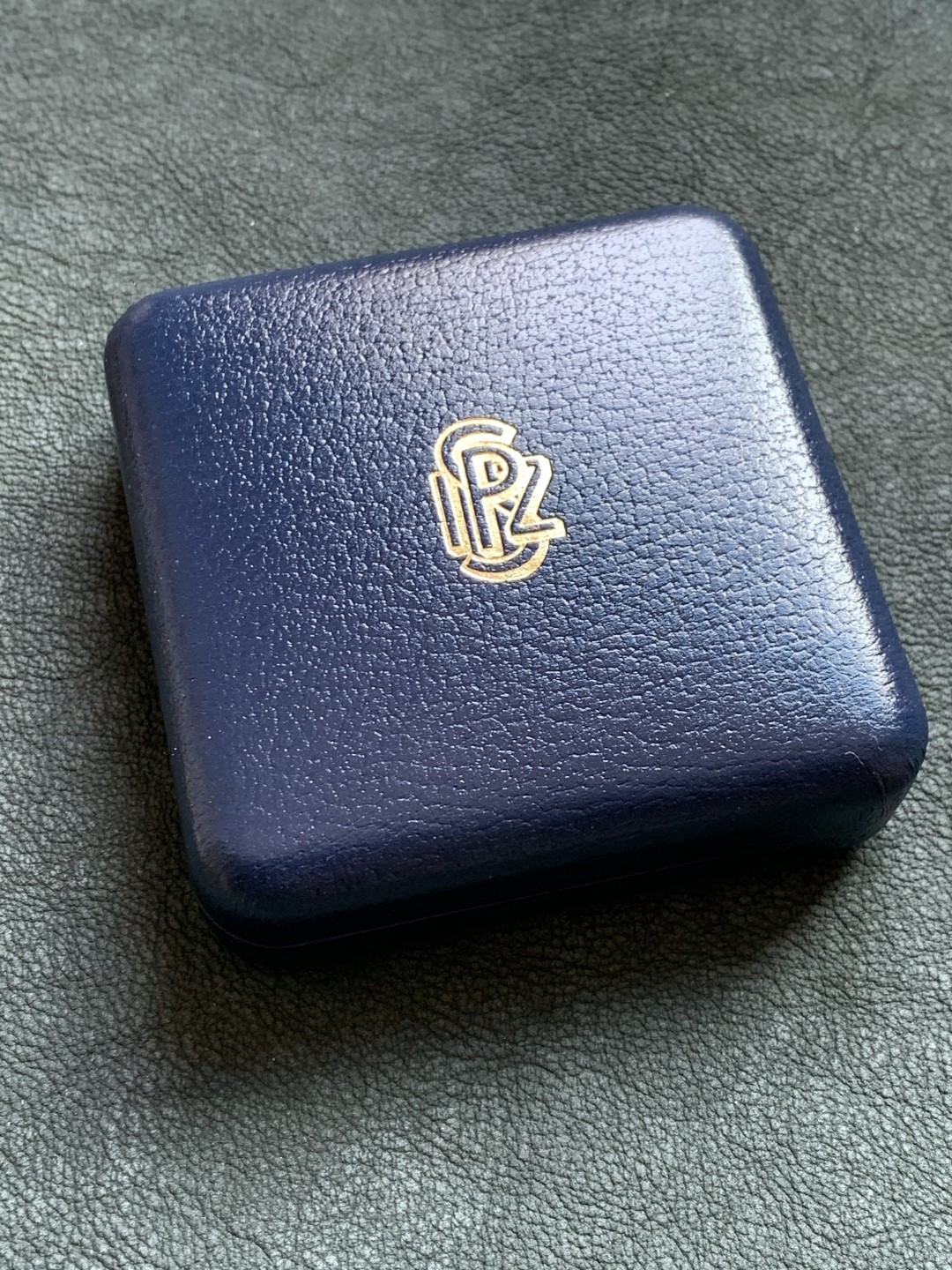 《竞宝斋》第140场-周日，周一，周四 3拍 (全场包邮) 意大利 1994年 圣马可教堂 900周年 1000里拉纪念银币 精制原盒