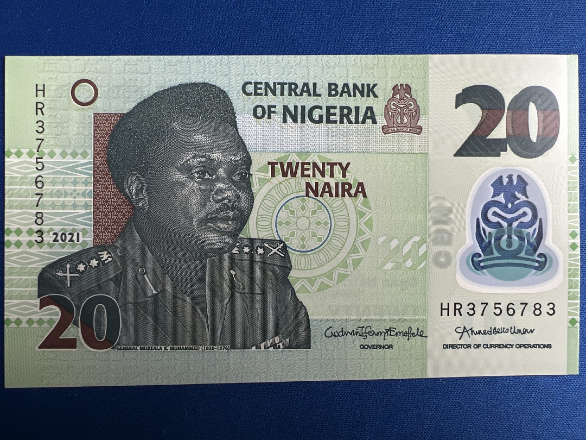 泡泡堂微拍第七十七幕纸币捡漏可累计专场👿👿，零佣金，零押金，累计满二十元包邮，接受代拍业务 尼日利亚20奈拉塑料钞