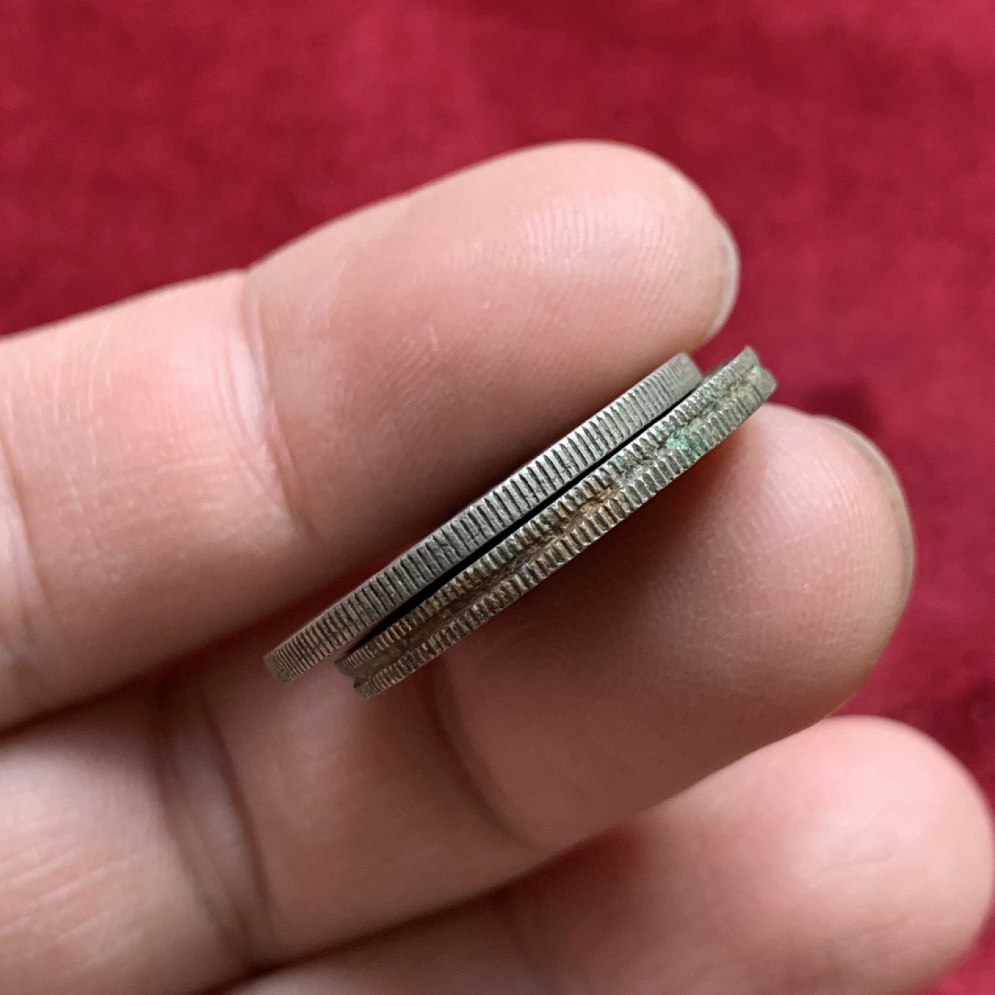 《竞宝斋》第140场-周日，周一，周四 3拍 (全场包邮) 法属印支1939年20分镍币两种不同（槽边少）