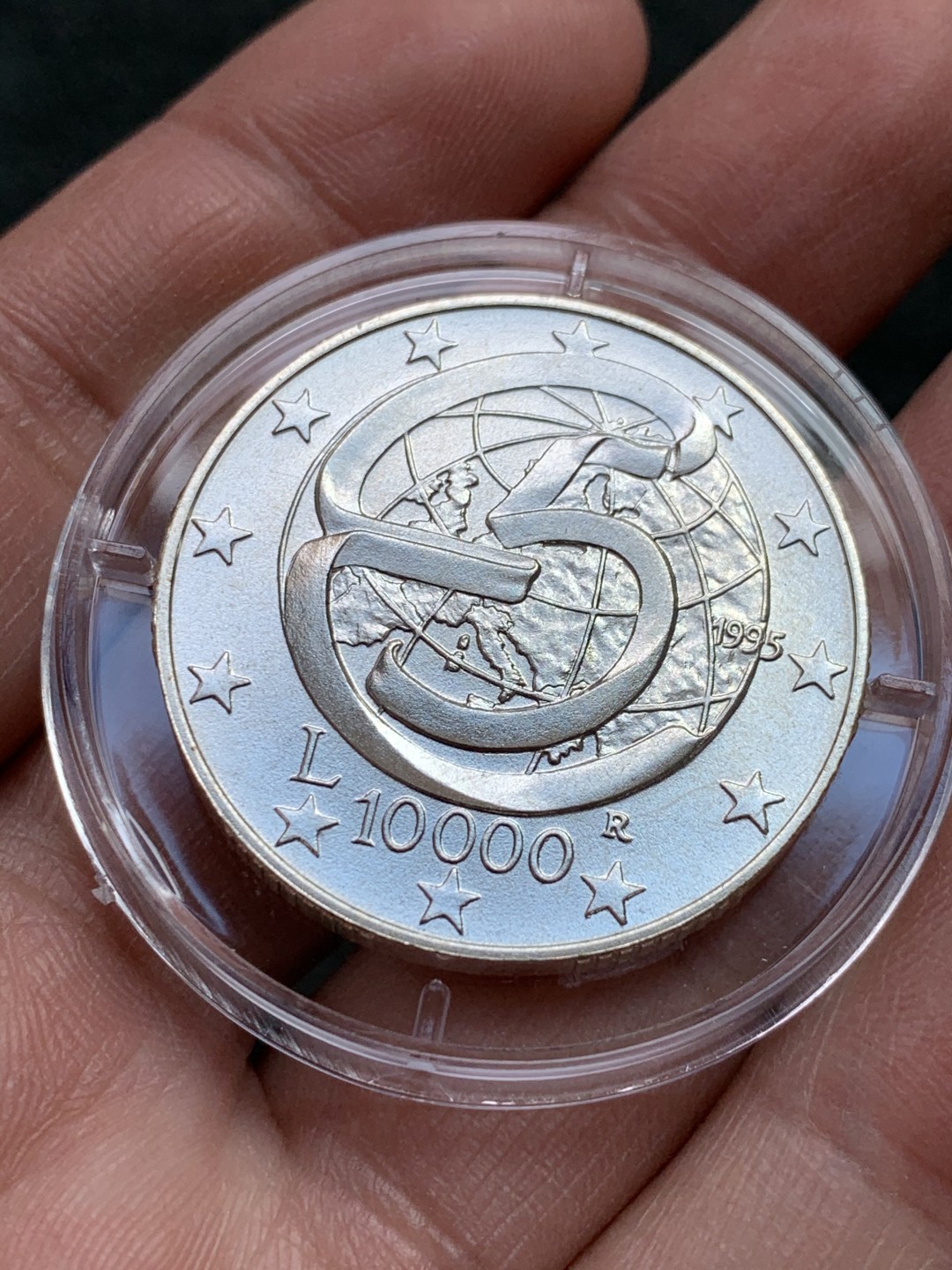 《竞宝斋》第140场-周日，周一，周四 3拍 (全场包邮) 意大利 1995 10000里拉 女神骑牛银币