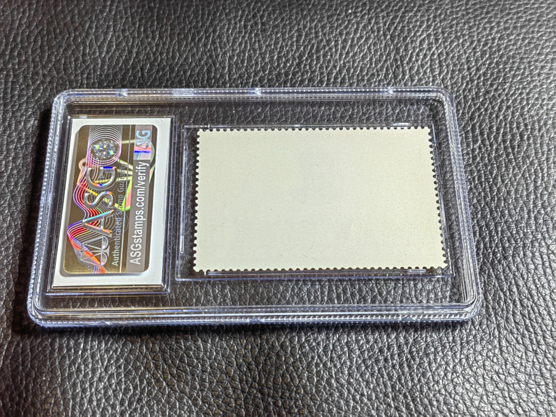 洪涛臻品批发群  精选邮票限时拍卖第一百九十二期 文7独立新  ASG85OG，文革精品大热门，玩文革绕不开的品种，最严格时期一次性出分，票状态一流，一手出分，壳子完好无划痕，85分超高性价比，书房必备，喜欢不要错过