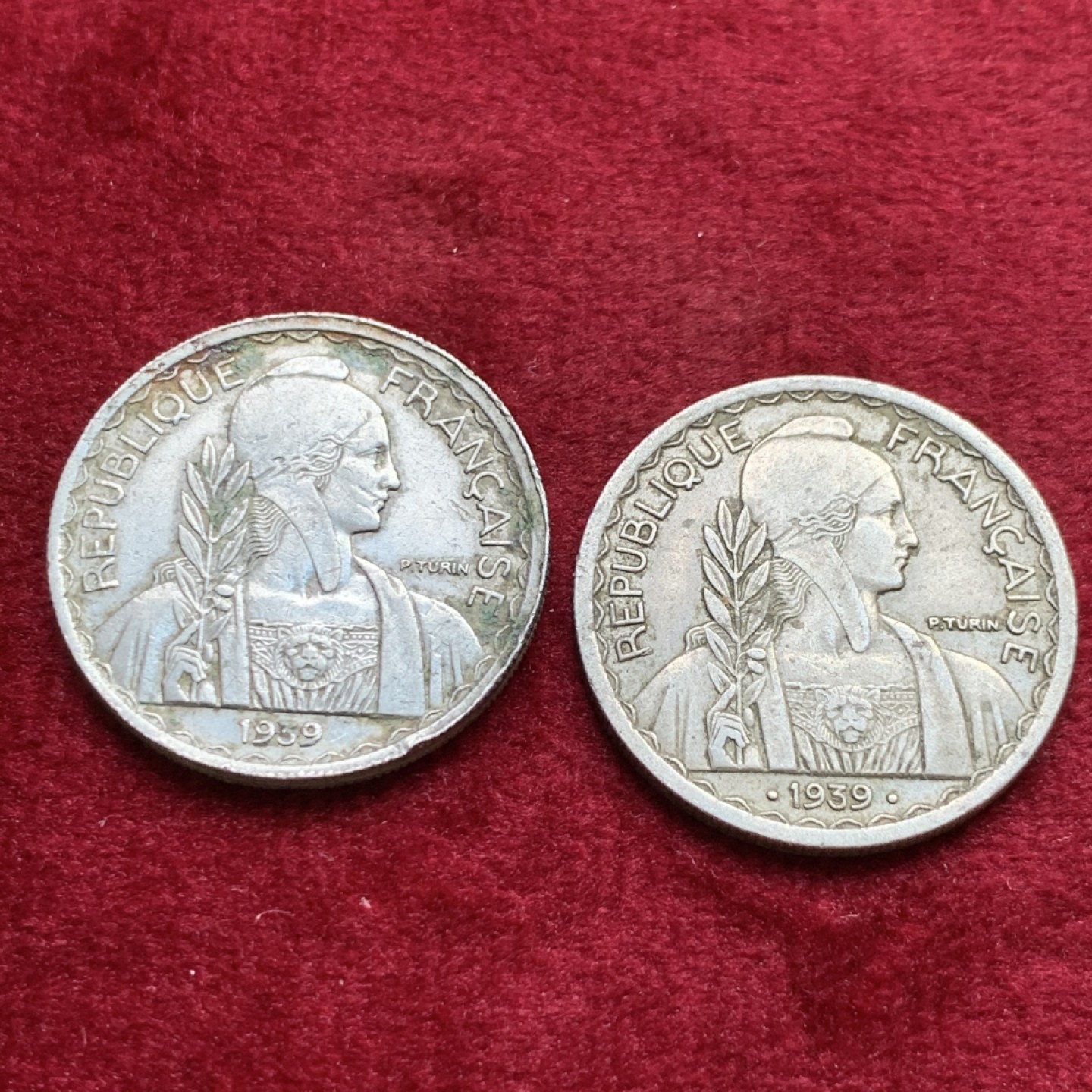 《竞宝斋》第140场-周日，周一，周四 3拍 (全场包邮) 法属印支1939年20分镍币两种不同（槽边少）