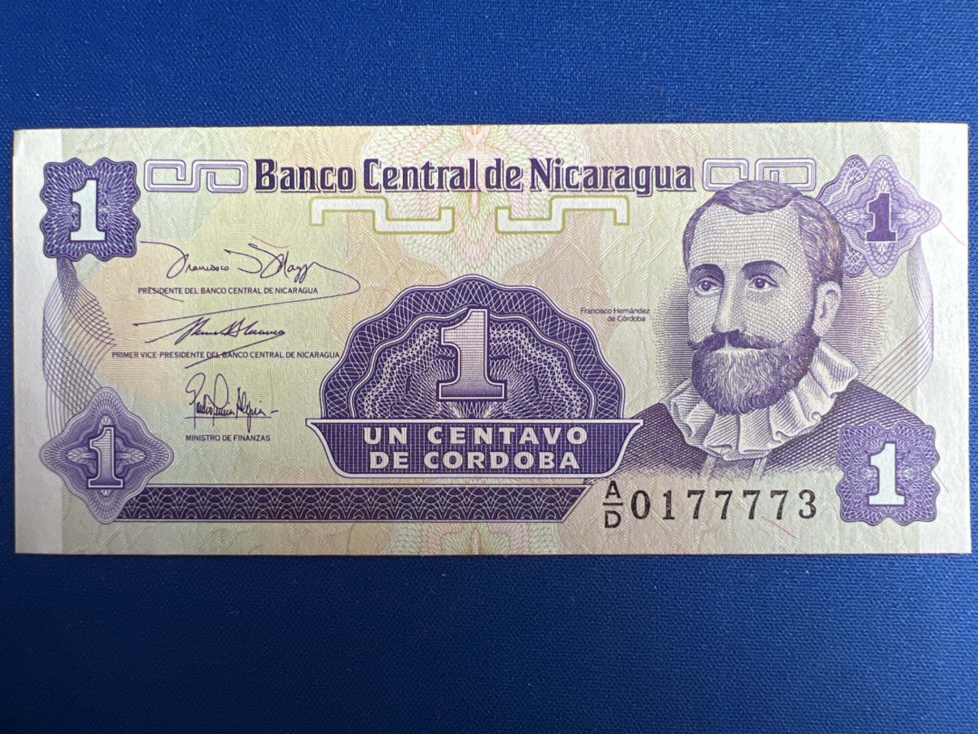 泡泡堂微拍第七十七幕纸币捡漏可累计专场👿👿，零佣金，零押金，累计满二十元包邮，接受代拍业务 尼加拉瓜1科多巴