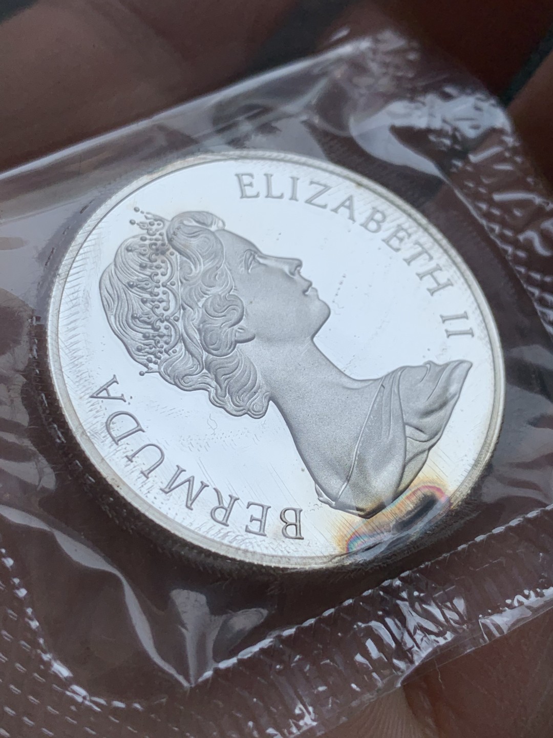 《竞宝斋》第140场-周日，周一，周四 3拍 (全场包邮) 百慕大1972年纪念女王1元精制银币原盒原膜