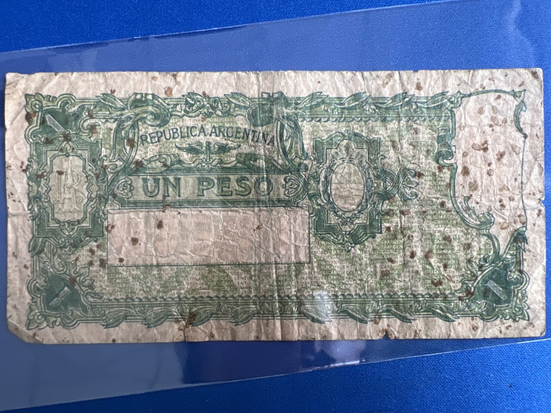 泡泡堂微拍第七十七幕纸币捡漏可累计专场👿👿，零佣金，零押金，累计满二十元包邮，接受代拍业务 阿根廷