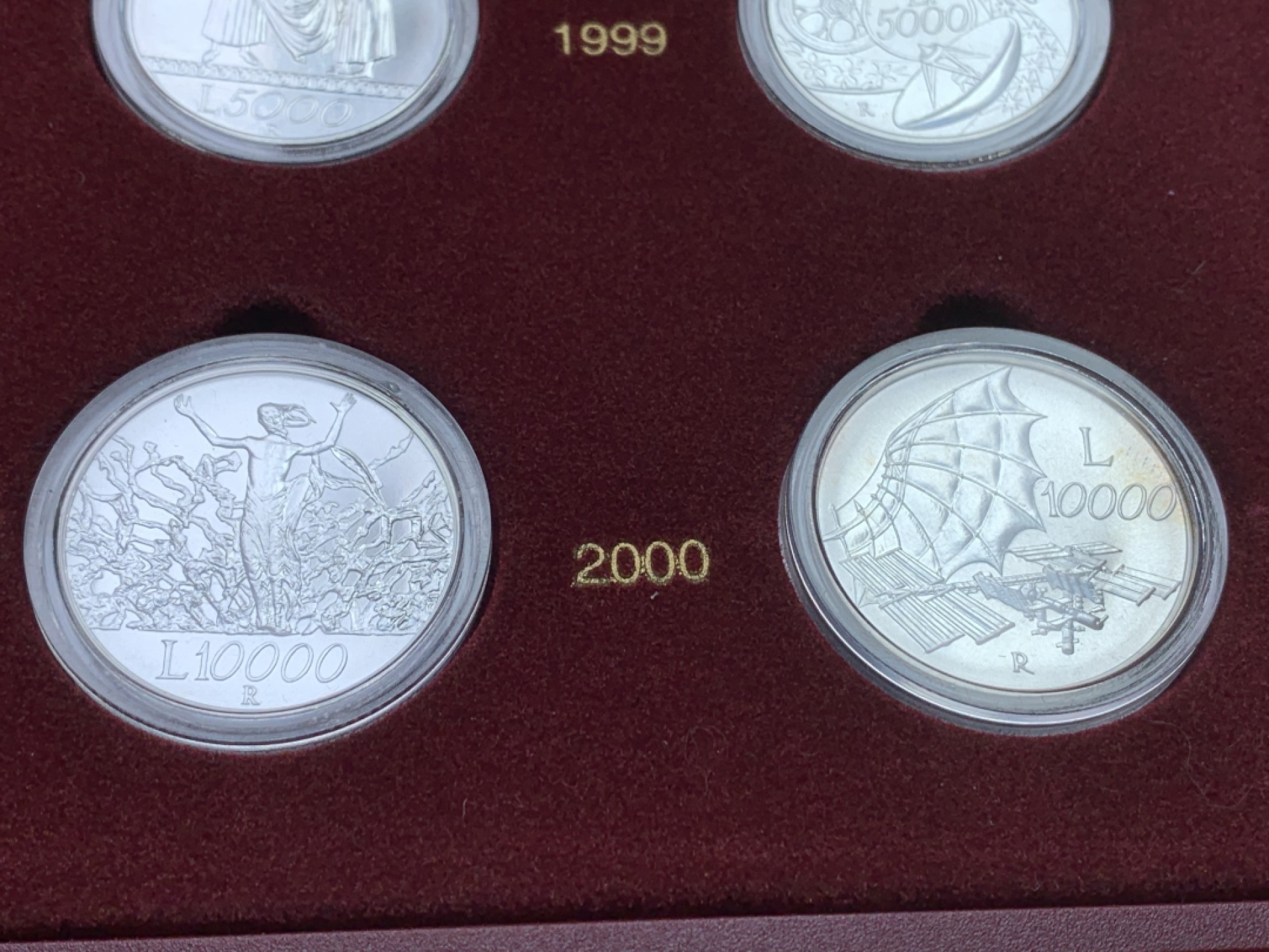 《竞宝斋》第140场-周日，周一，周四 3拍 (全场包邮) 原盒证书 意大利1998-2000年 千禧年六枚装 2000/5000/10000里拉 银币 完美品