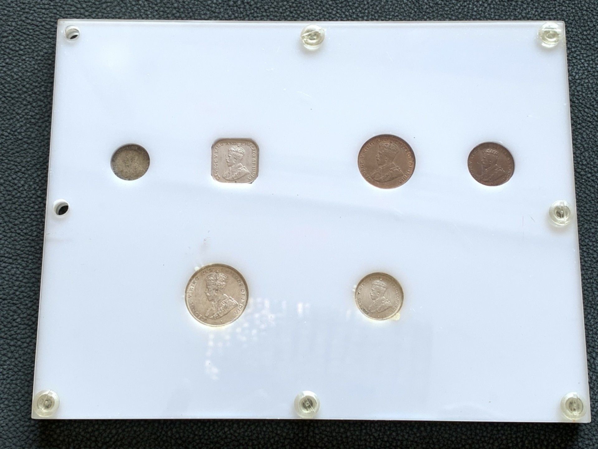 《竞宝斋》第140场-周日，周一，周四 3拍 (全场包邮) 锡兰亚克力乔治五世套币