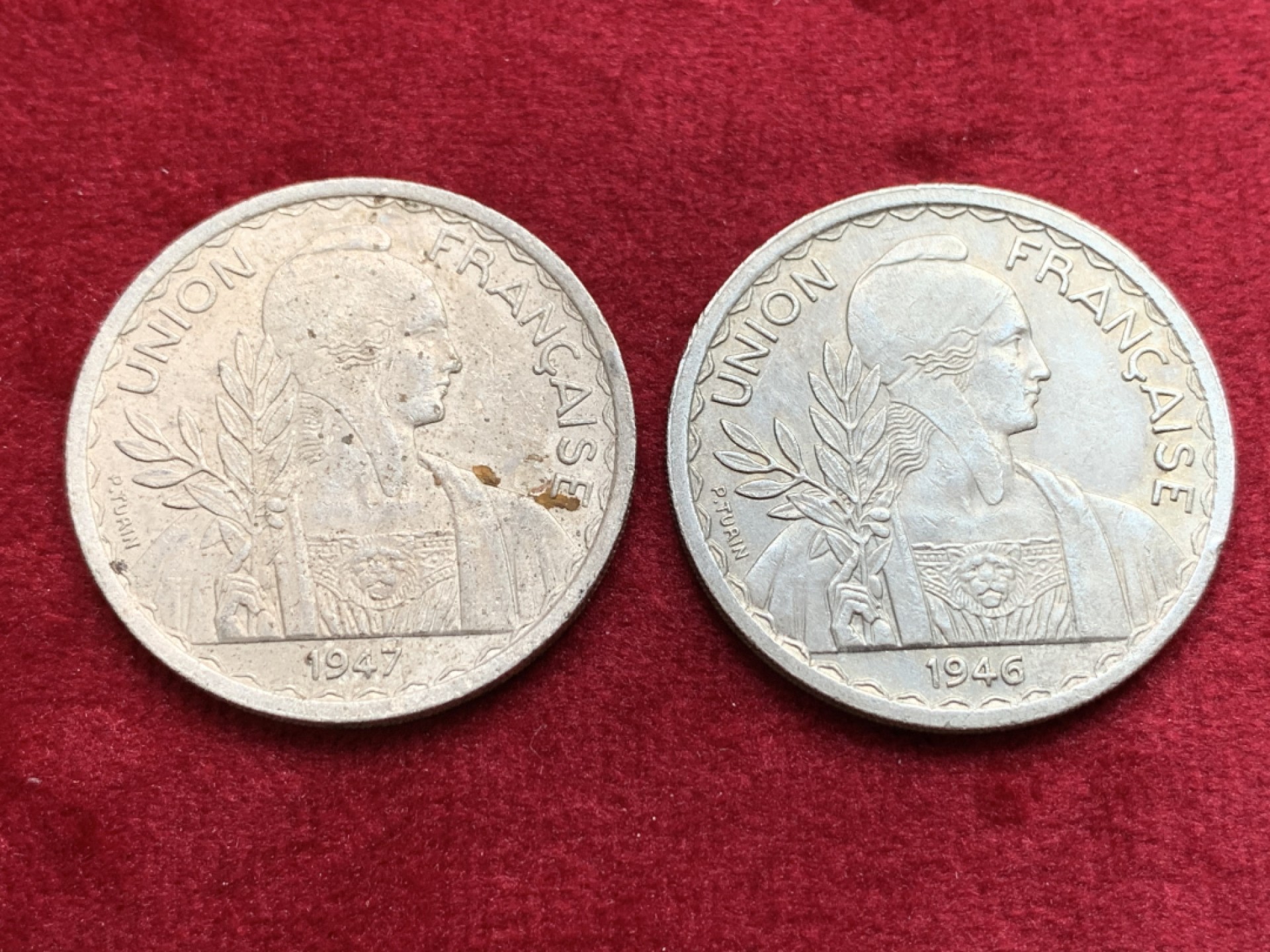 《竞宝斋》第140场-周日，周一，周四 3拍 (全场包邮) 法属印支1皮阿斯特大镍币两种不同（槽边稀少）