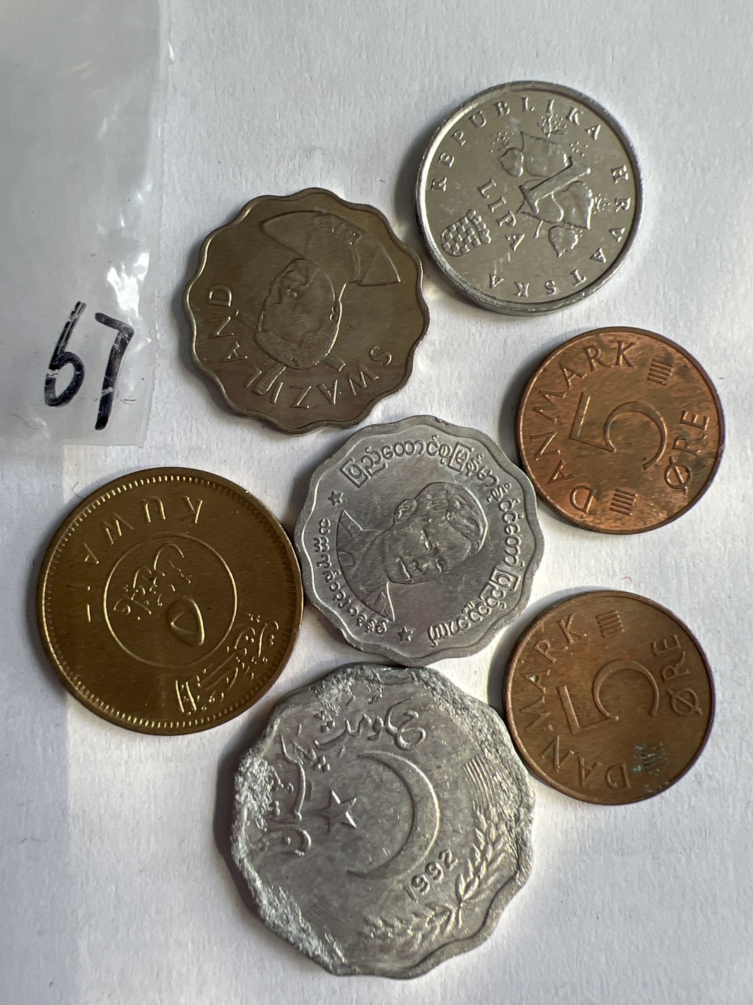 泡泡堂第250期  世界硬币 （无押金，捡漏，全场20包邮，偏远地区除外，接收代拍业务） 硬币一袋67