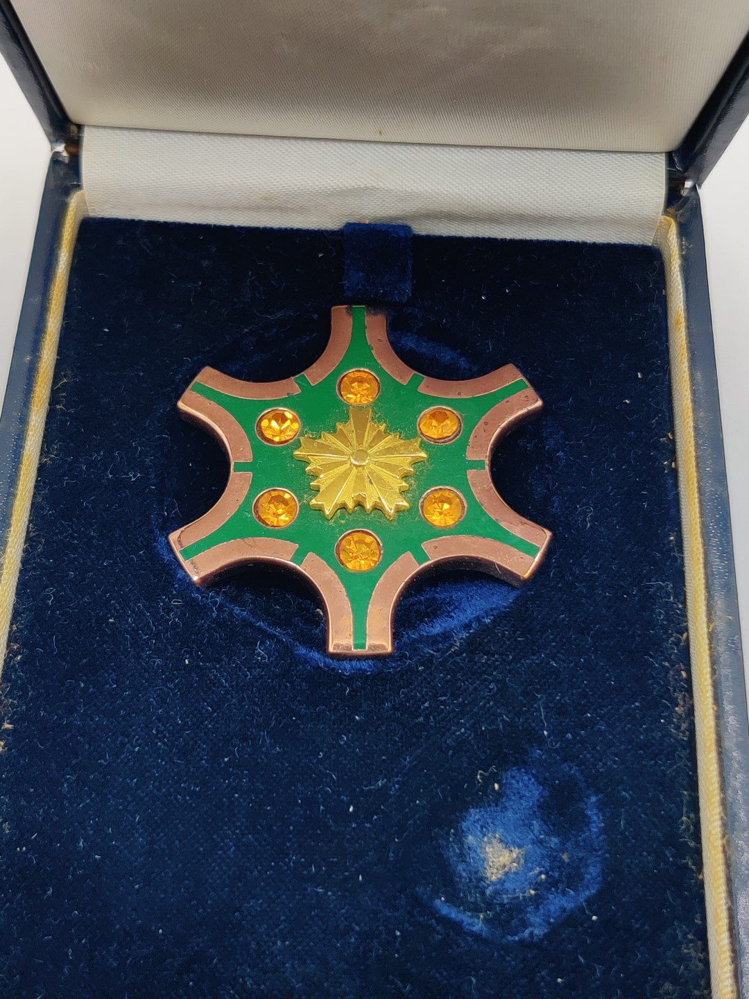 全场0元起拍 第36期 咸鱼国勋章拍卖专场 3月8日（周三）下午6：00开始 日本警察防范荣誉章