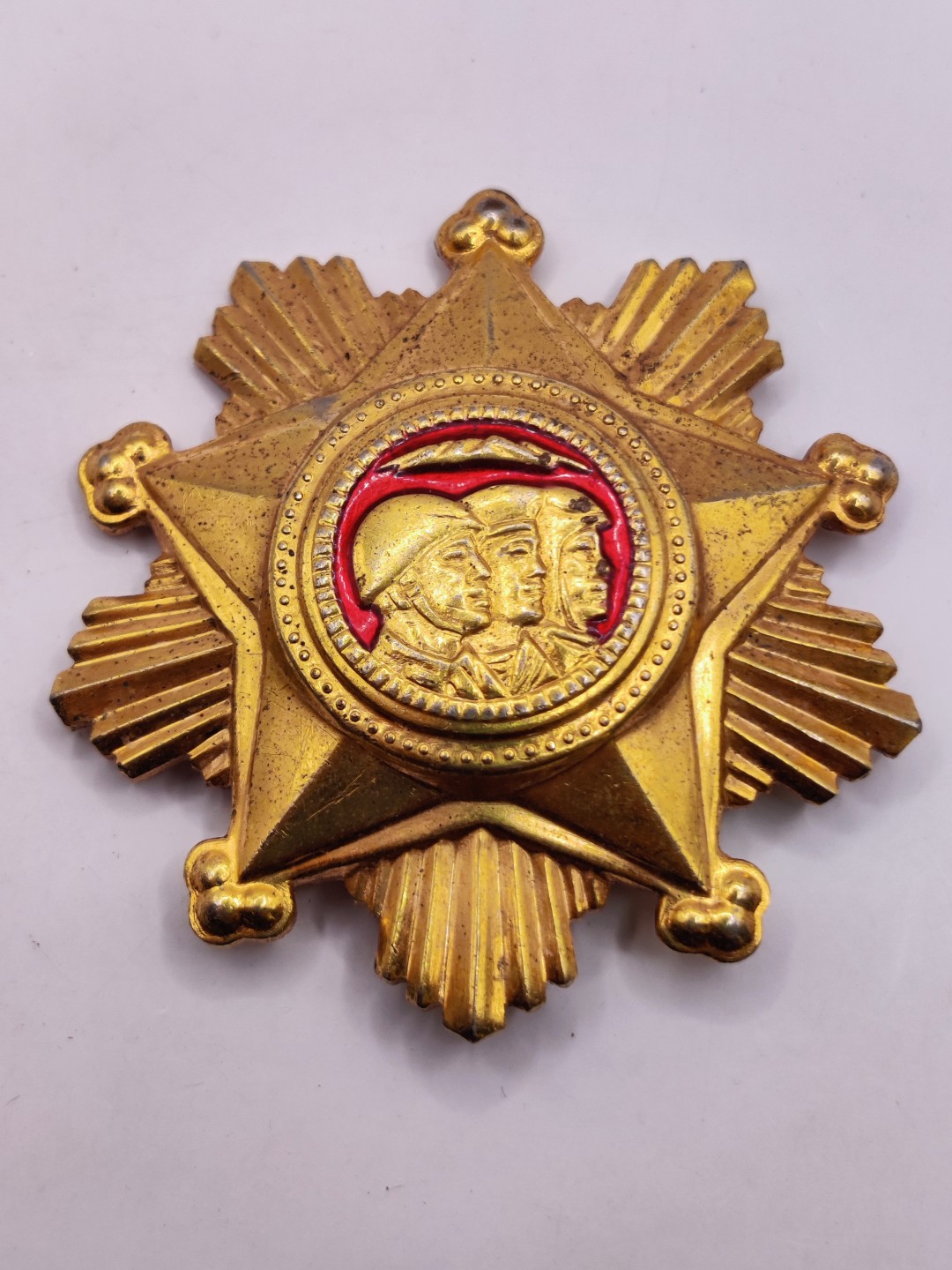 全场0元起拍 第36期 咸鱼国勋章拍卖专场 3月8日（周三）下午6：00开始 朝鲜一级军事服务荣誉勋章+