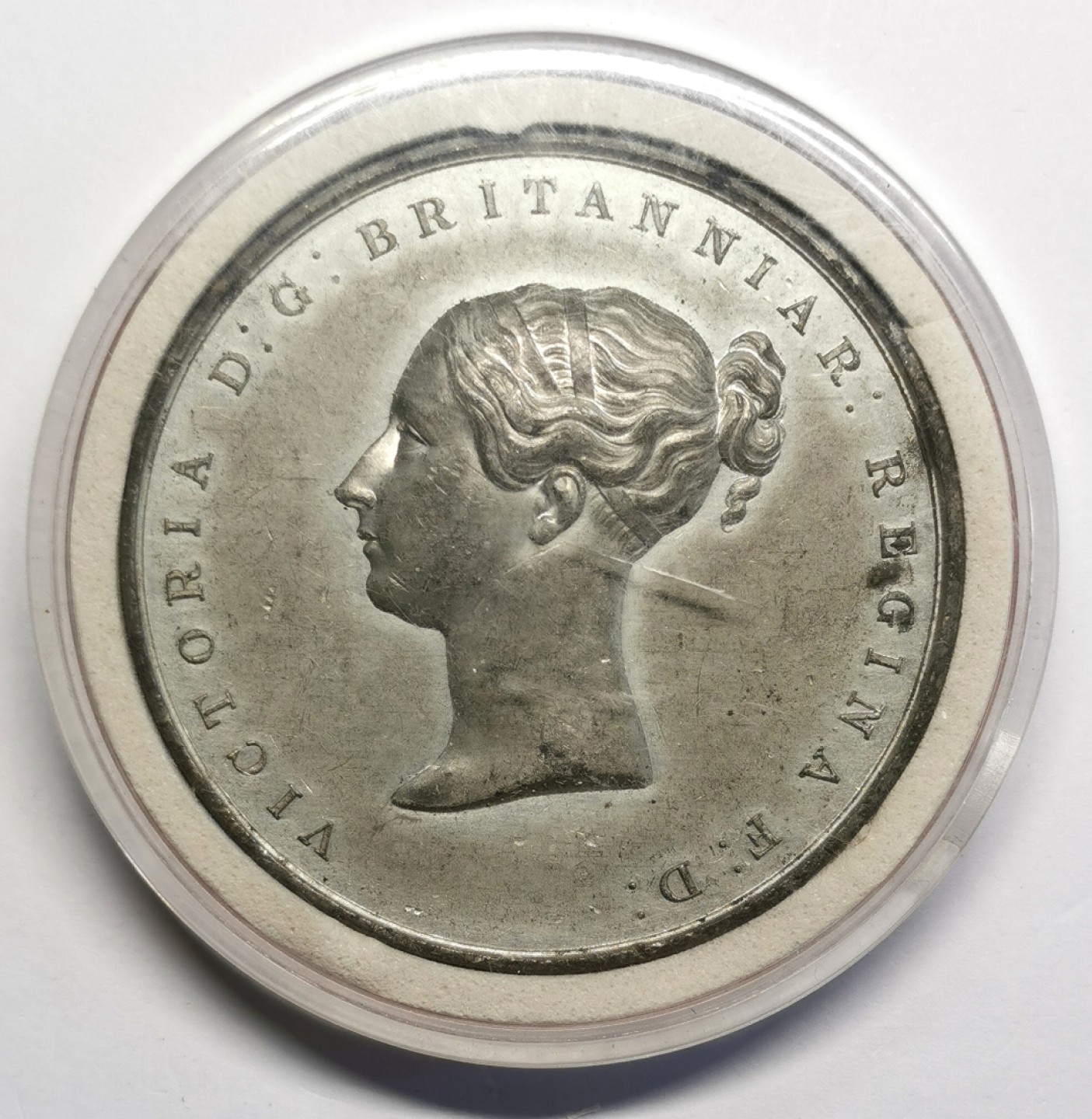 凡希社世界钱币微拍第二百三十期 1838英国维多利亚加冕白色金属纪念章AU 直径53mm