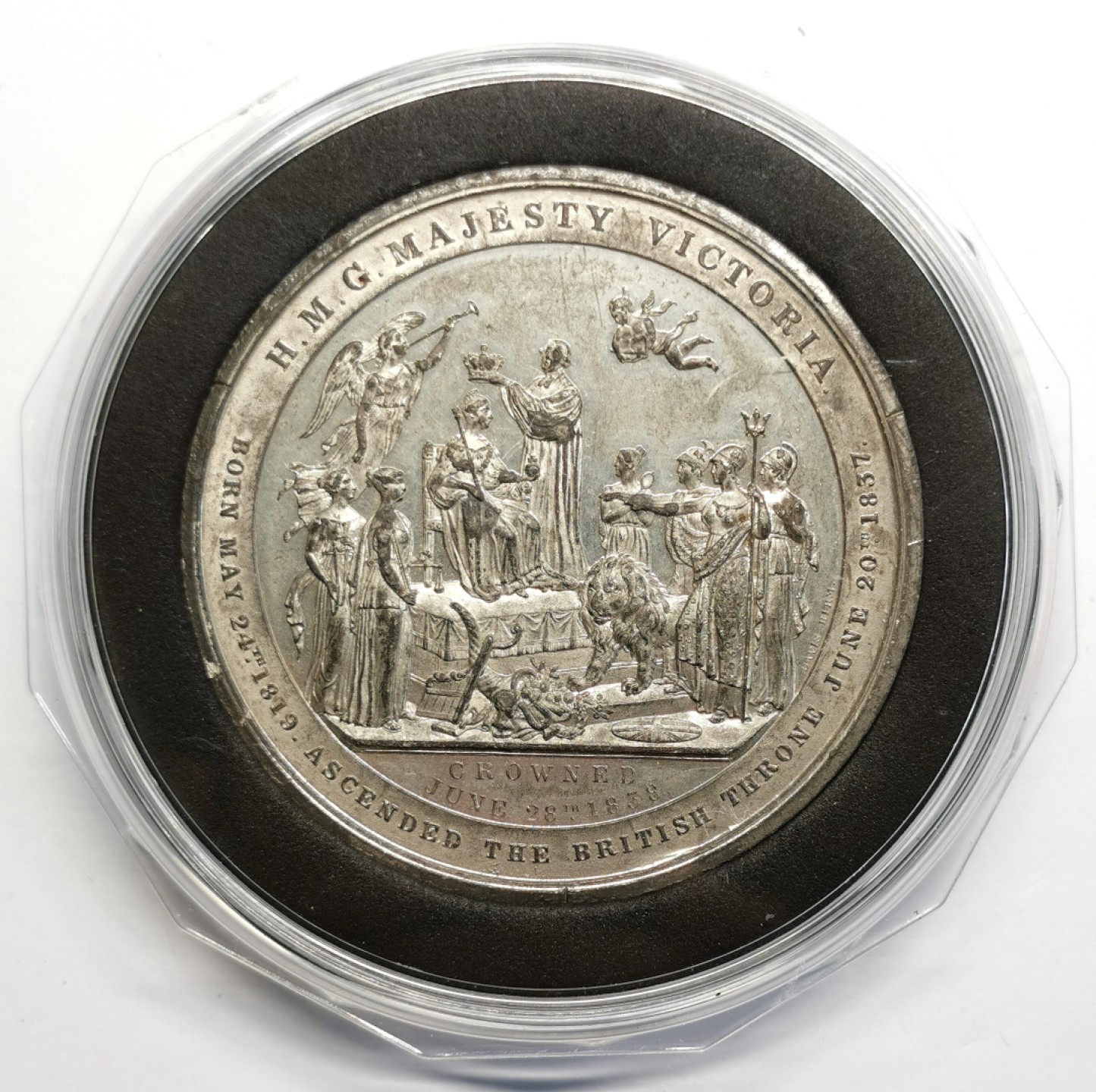 凡希社世界钱币微拍第二百三十期 1838英国维多利亚加冕白色金属纪念章② 直径63mm
