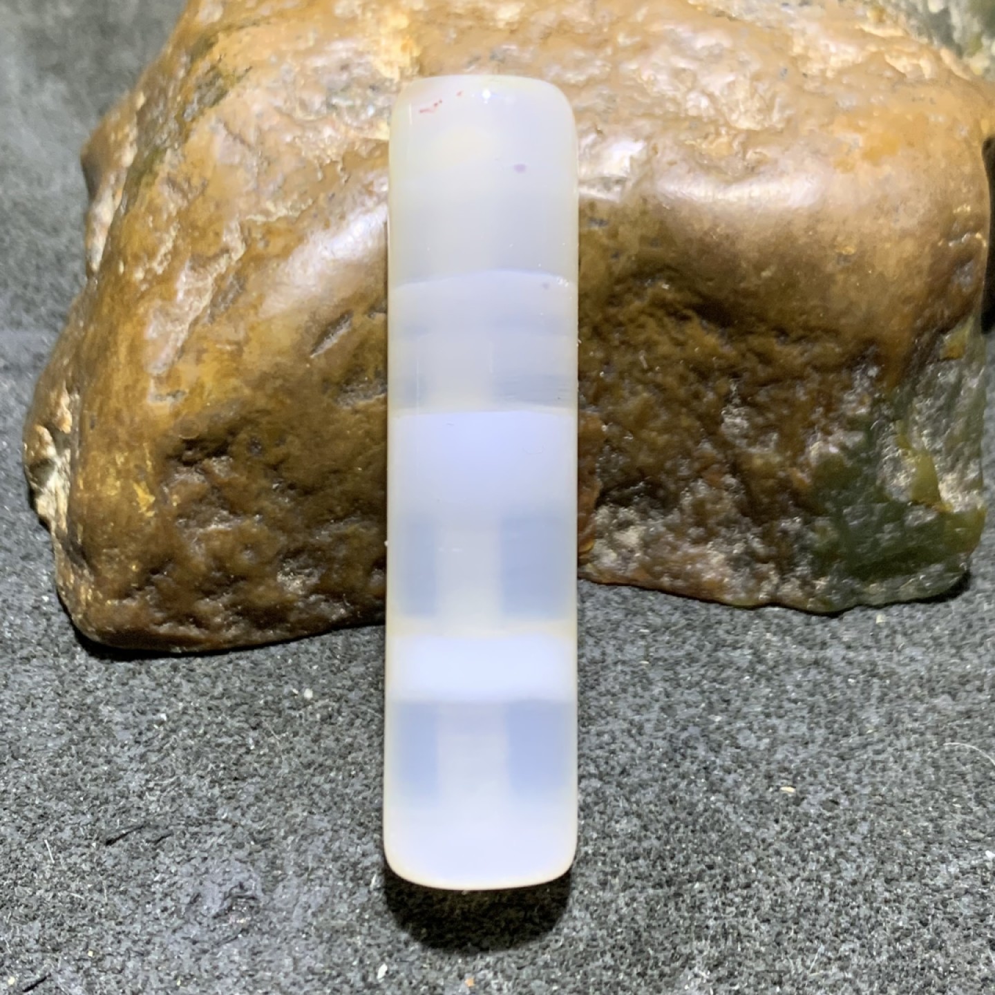 精美千层纹缠丝玛瑙直桶，桶珠一个