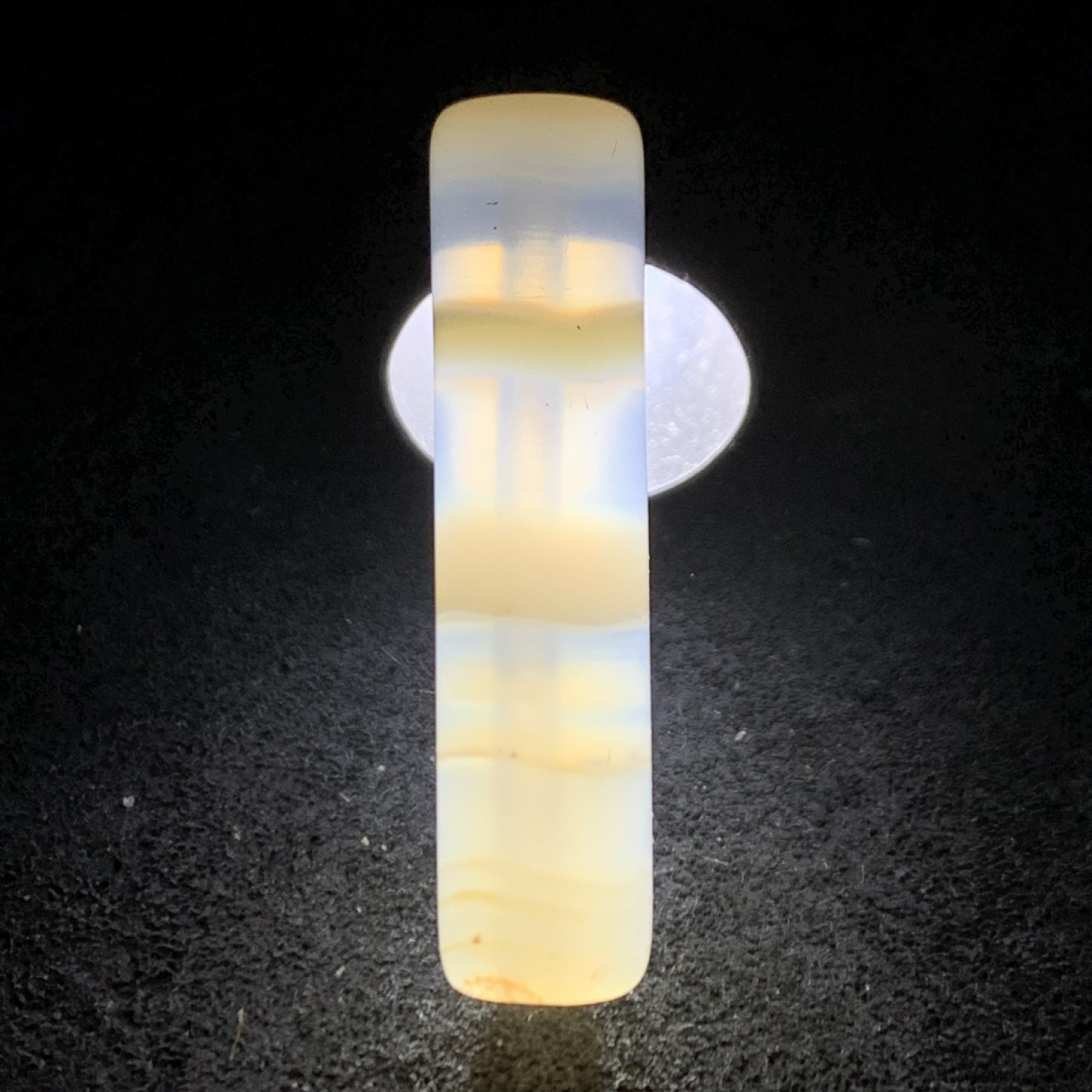 精美千层纹缠丝玛瑙直桶，桶珠一个