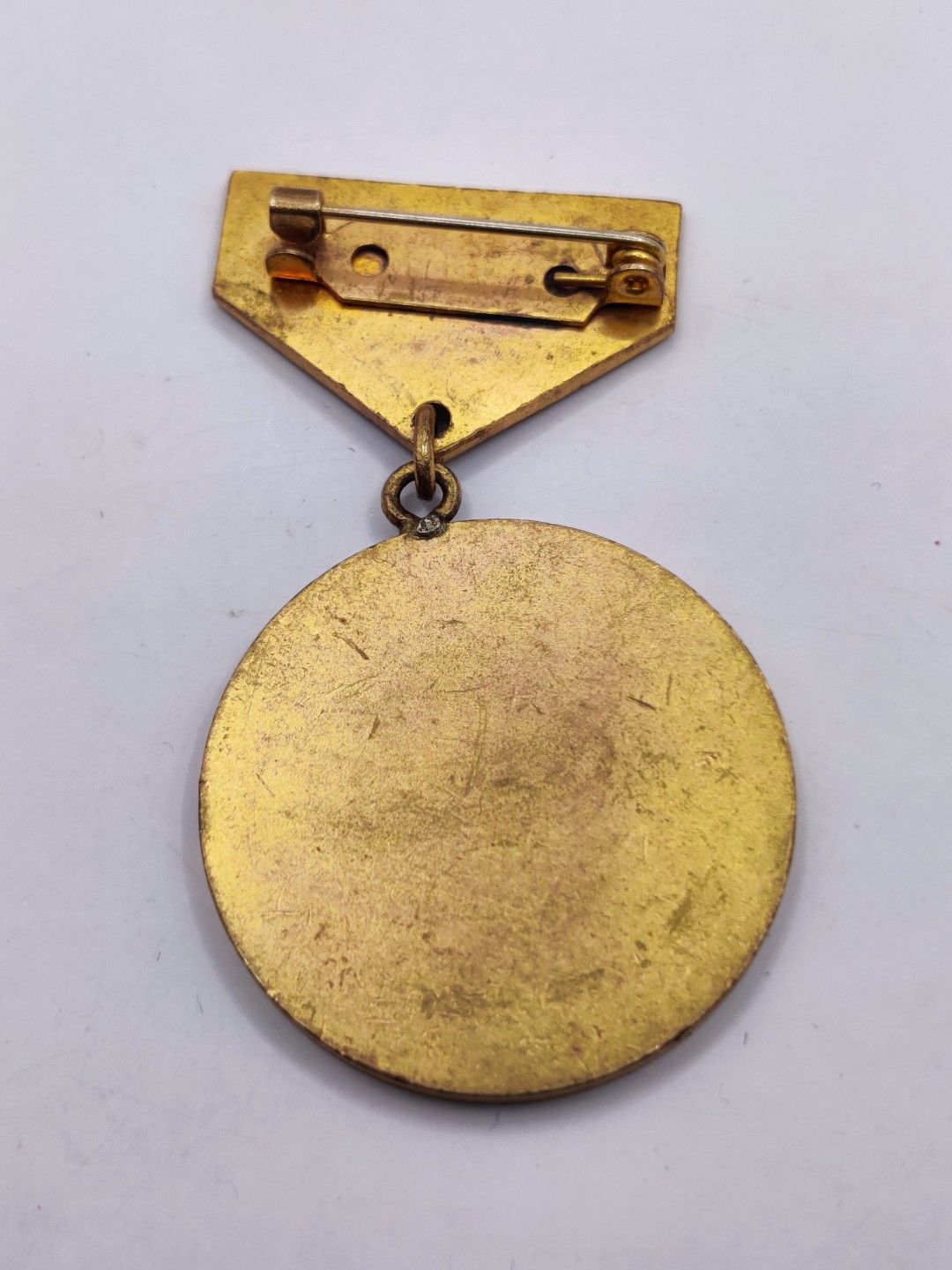 全场0元起拍 第36期 咸鱼国勋章拍卖专场 3月8日（周三）下午6：00开始 蒙古人民军革命70周年纪念章