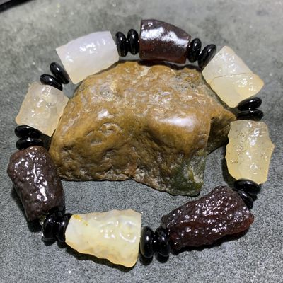 精美戈壁天然管状玛瑙原石手串一条， - 精美戈壁天然管状玛瑙原石手串一条，