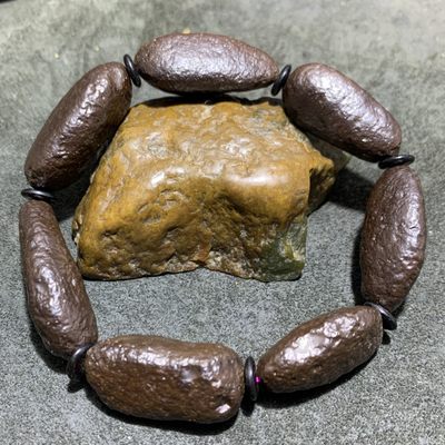 精美罕见新疆五彩湾硅化铁原石手串一条， - 精美罕见新疆五彩湾硅化铁原石手串一条，