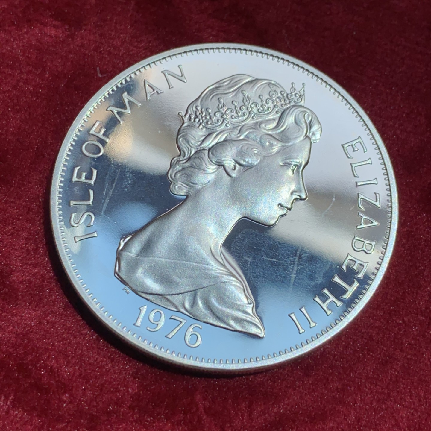 《竞宝斋》第141场-周日，周一 2场 (全场包邮) 马恩岛 1976年 1克朗 精制大银币