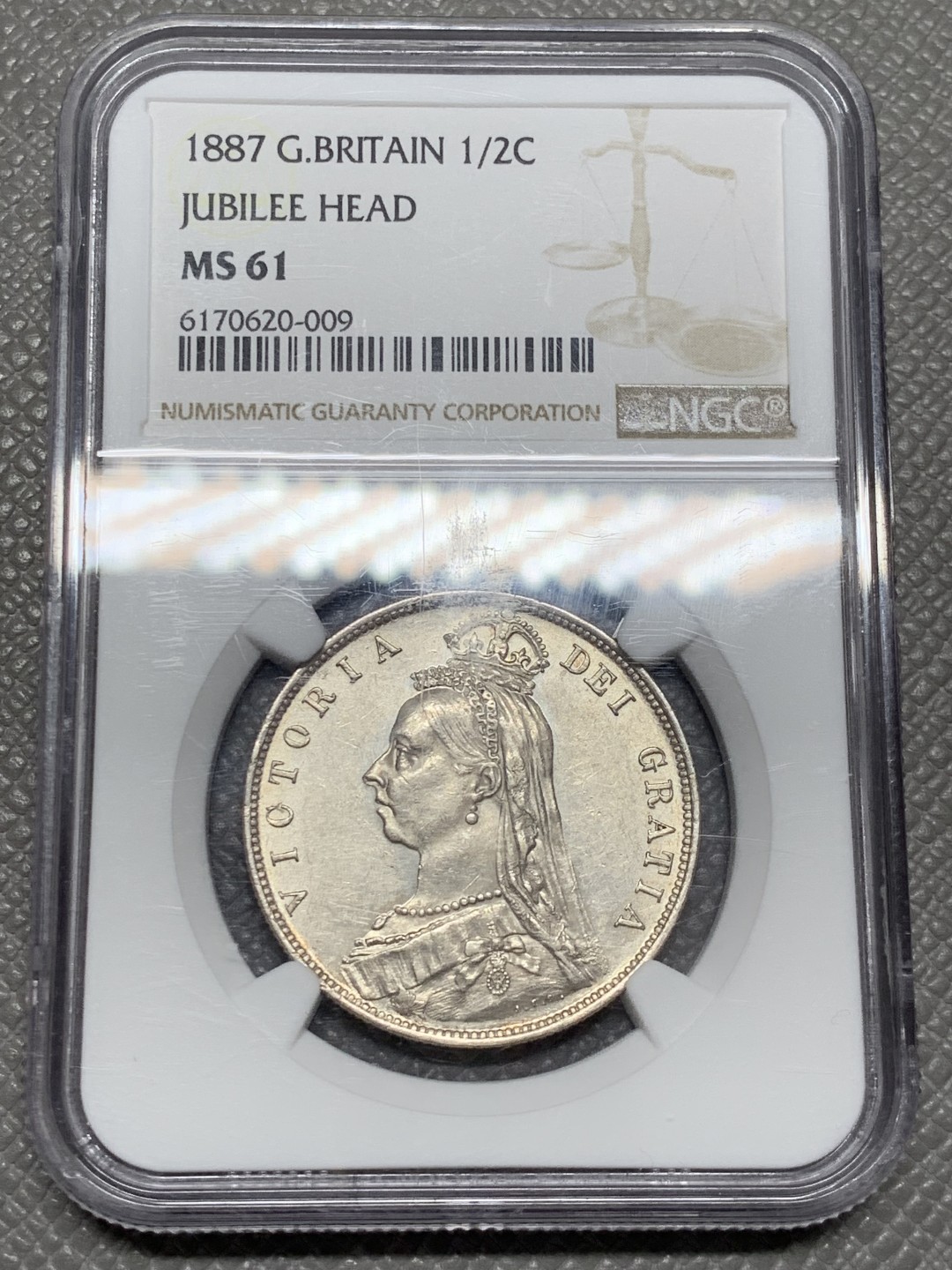 《竞宝斋》第141场-周日，周一 2场 (全场包邮) NGC-MS61 英国 1887年 维多利亚女王1/2克朗 银币