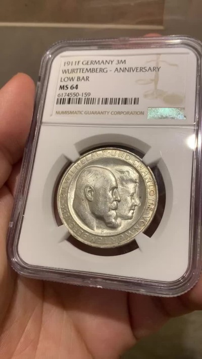 《竞宝斋》第141场-周日，周一 2场 (全场包邮) NGC-MS64 德国 1911年 3马克 银币 符腾堡 金婚纪念银币 光泽迷人 高分难得 底板细节都完美无瑕