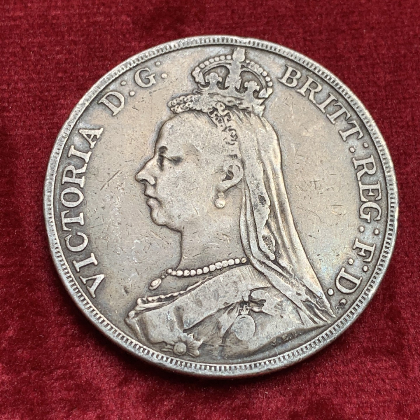 《竞宝斋》第141场-周日，周一 2场 (全场包邮) 英国 1891年 维多利亚 高冠版 马剑克朗大银币 原味状态不错