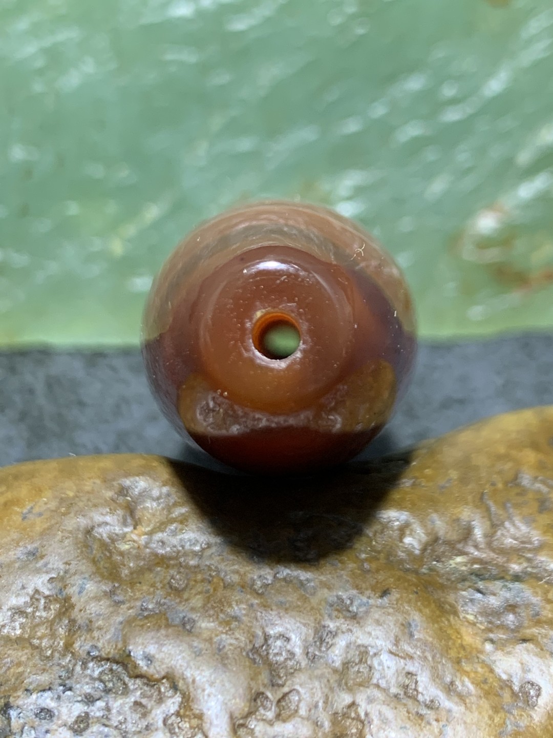 仅此一颗！精美高润度红沁天眼纹药师玛瑙天珠形桶珠一颗，