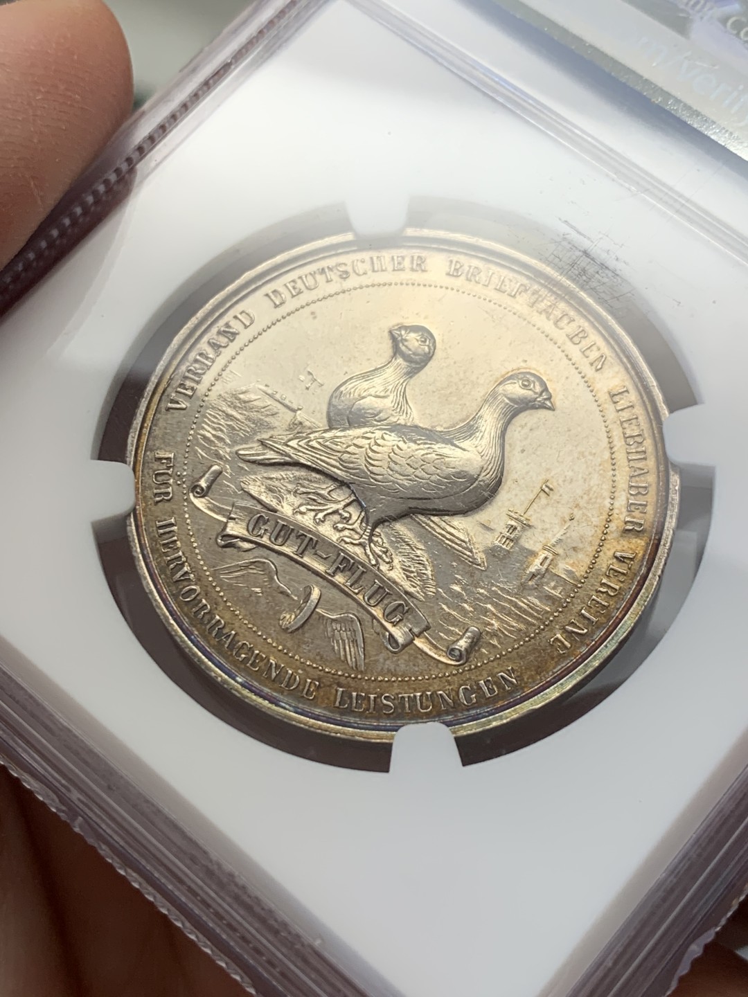 《竞宝斋》第141场-周日，周一 2场 (全场包邮) NGC-MS61 19世纪末 德国威廉二世银章 类镜面pl底板，靓丽环彩包浆，状态出色 细节满满