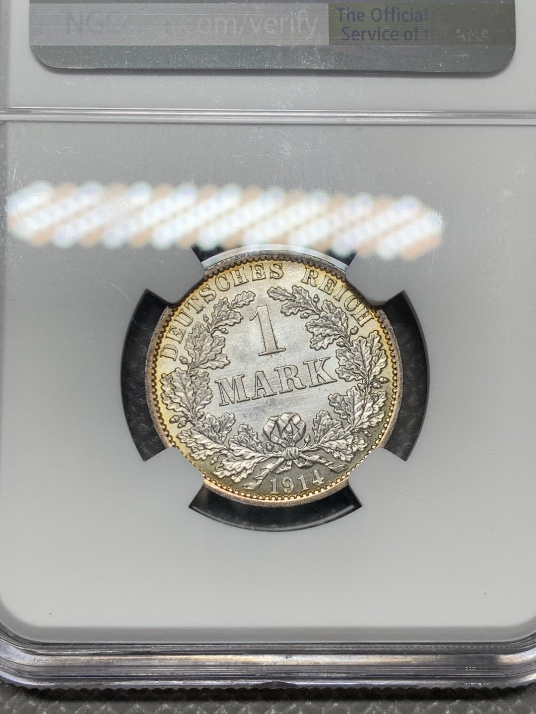 《竞宝斋》第141场-周日，周一 2场 (全场包邮) NGC MS64 德国1914年1马克银币，边缘一圈淡金包浆，很漂亮