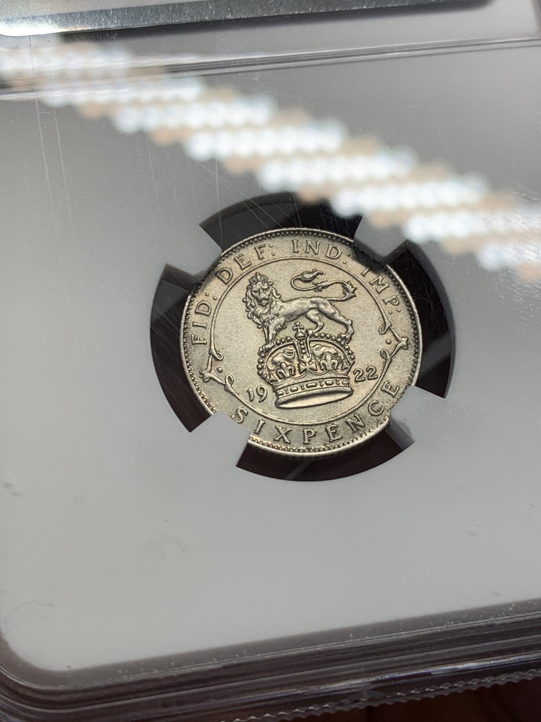 《竞宝斋》第141场-周日，周一 2场 (全场包邮) NGC-AU58 英国1922年 乔五6便士银币 原光好品