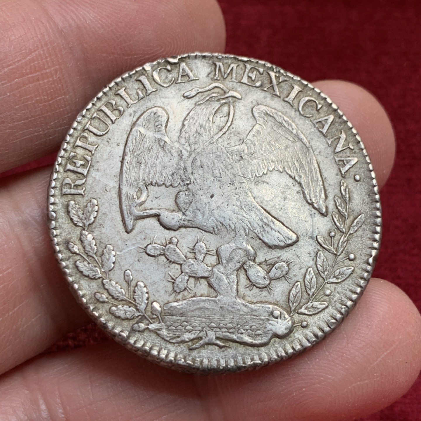 《竞宝斋》第141场-周日，周一 2场 (全场包邮) 墨西哥 1841年 早期 鹰洋 大银币 原味包浆 细节见图
