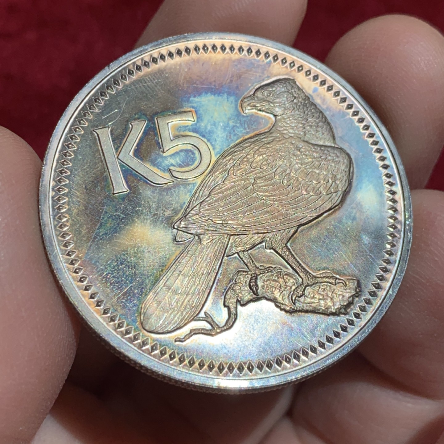 《竞宝斋》第141场-周日，周一 2场 (全场包邮) 巴布亚新几内亚 1975年 5元安第斯鹰精制银币包浆好品