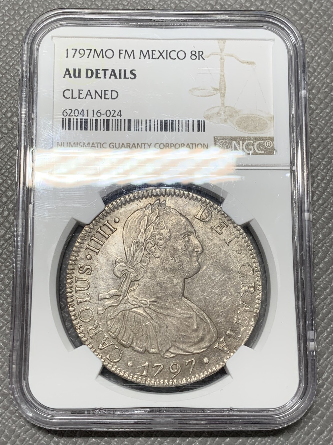 《竞宝斋》第141场-周日，周一 2场 (全场包邮) NGC AU 墨西哥 1797年 卡四 双柱大银币 深打不错 可藏