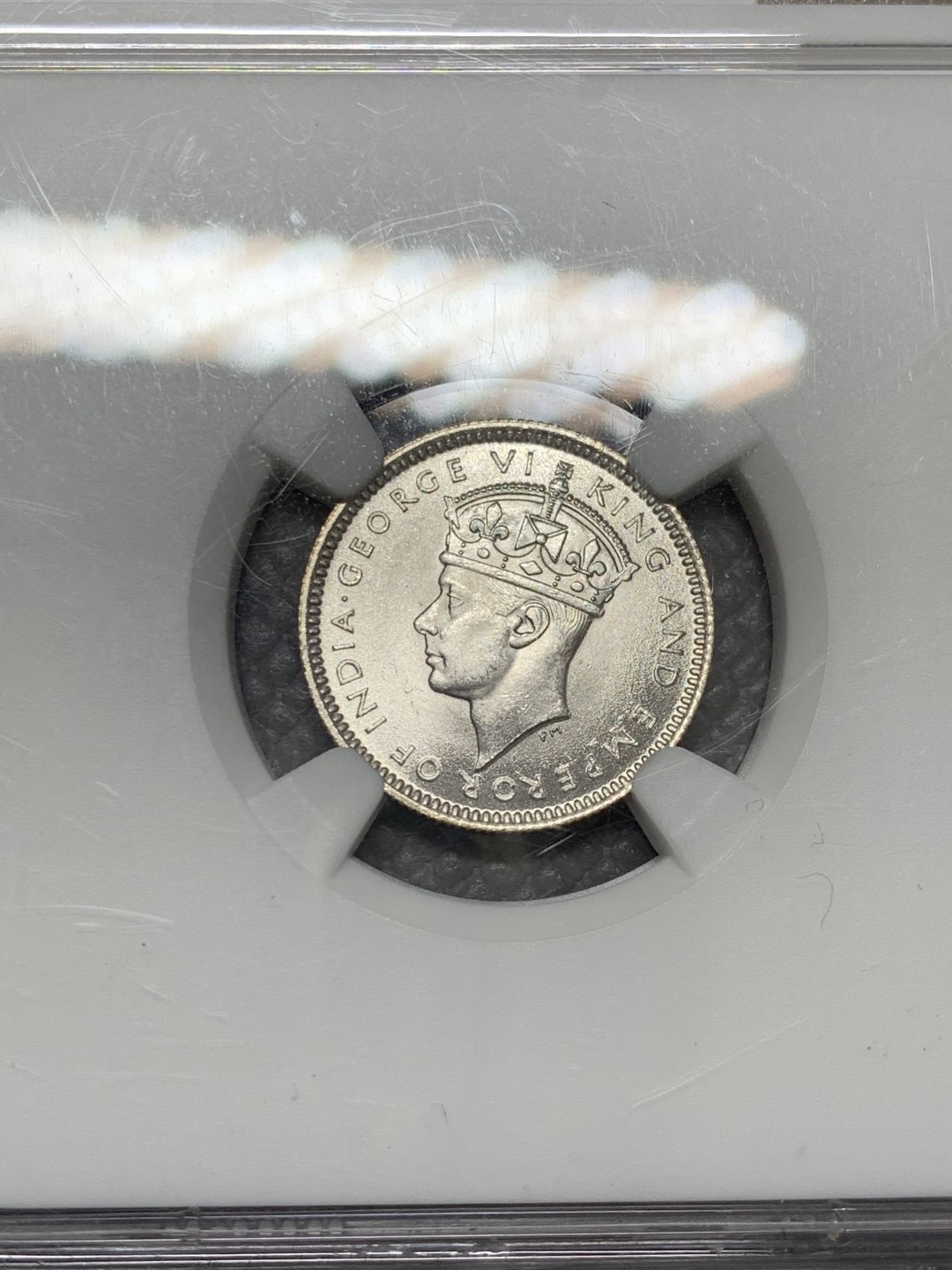 《竞宝斋》第141场-周日，周一 2场 (全场包邮) NGC-MS64 英属马来亚 1941年 10分 乔治六世 银币 原光 难得高分