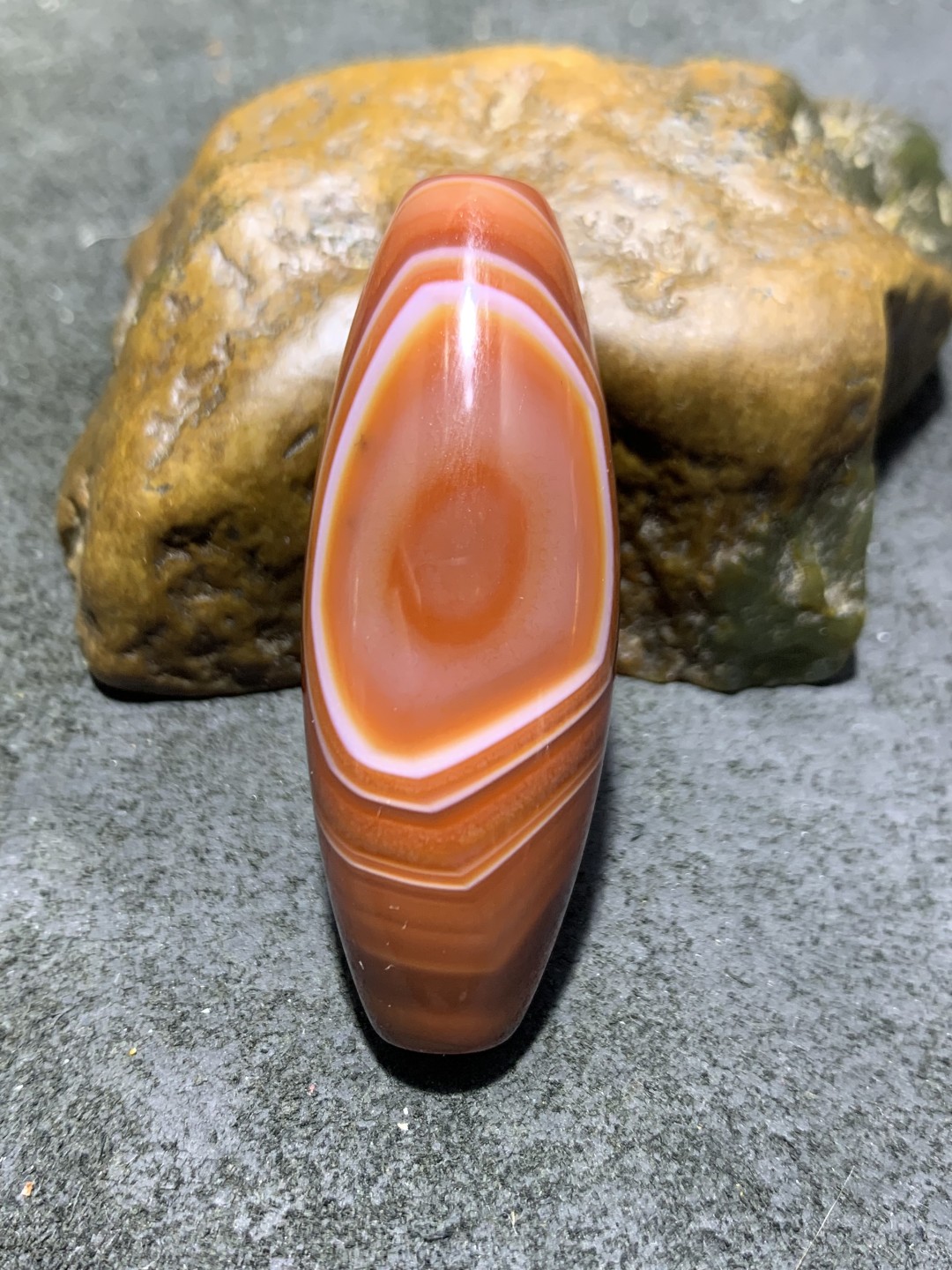 仅此一颗！精美高润度红沁天眼纹药师玛瑙天珠形桶珠一颗，
