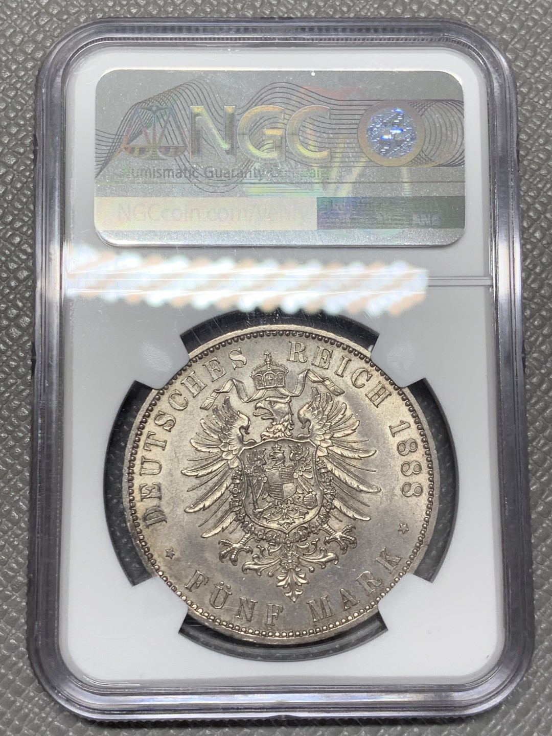 《竞宝斋》第141场-周日，周一 2场 (全场包邮) NGC MS62 德国普鲁士1888年5马克银币，百日皇帝弗里德里希三世，三皇年名誉品，人物雕像栩栩如生