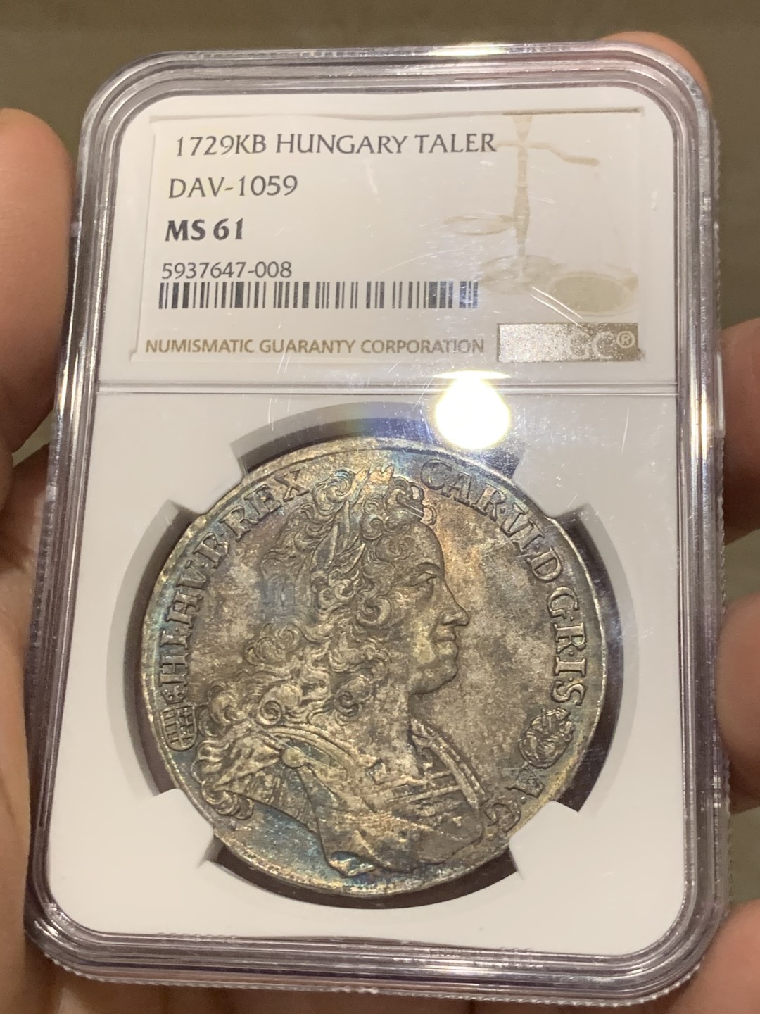 《竞宝斋》第141场-周日，周一 2场 (全场包邮) 冠军分 NGC-MS61 匈牙利 1729年 1泰勒银币 蓝彩包浆