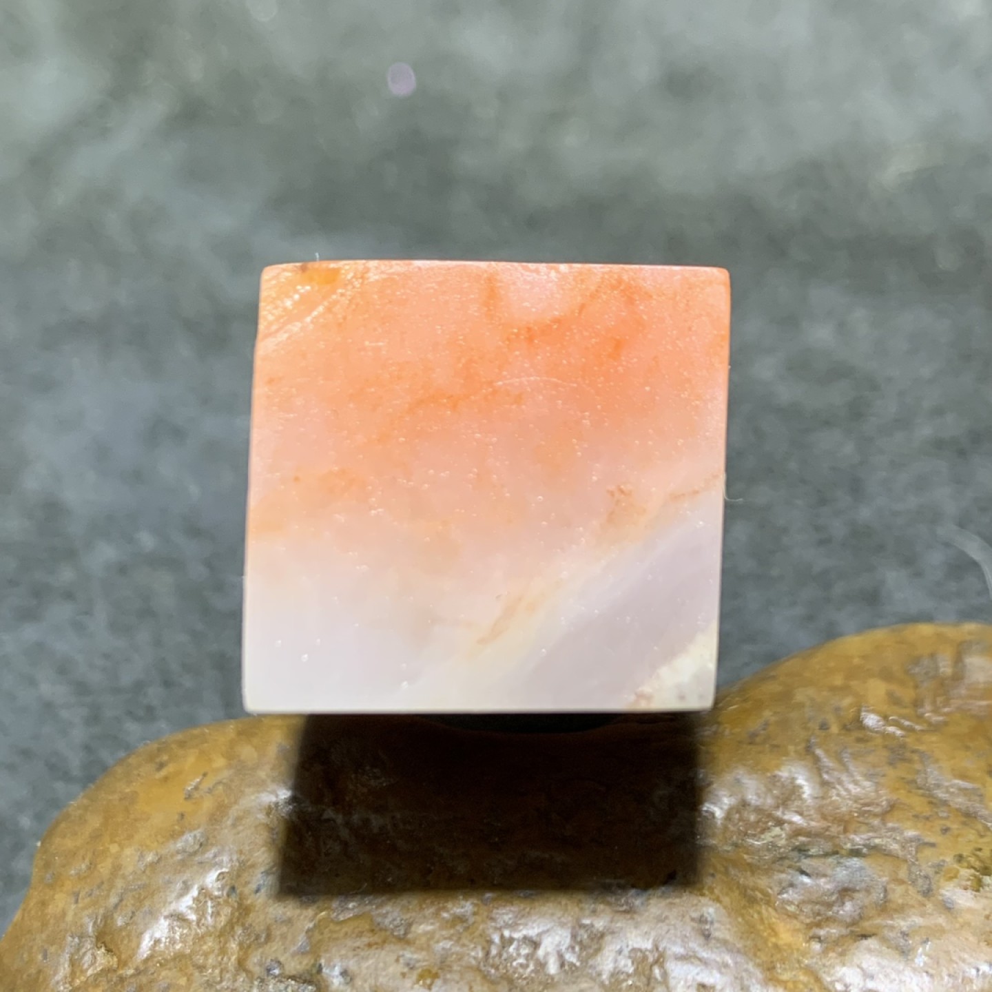 老挝朱砂结晶冻兽钮章料一方