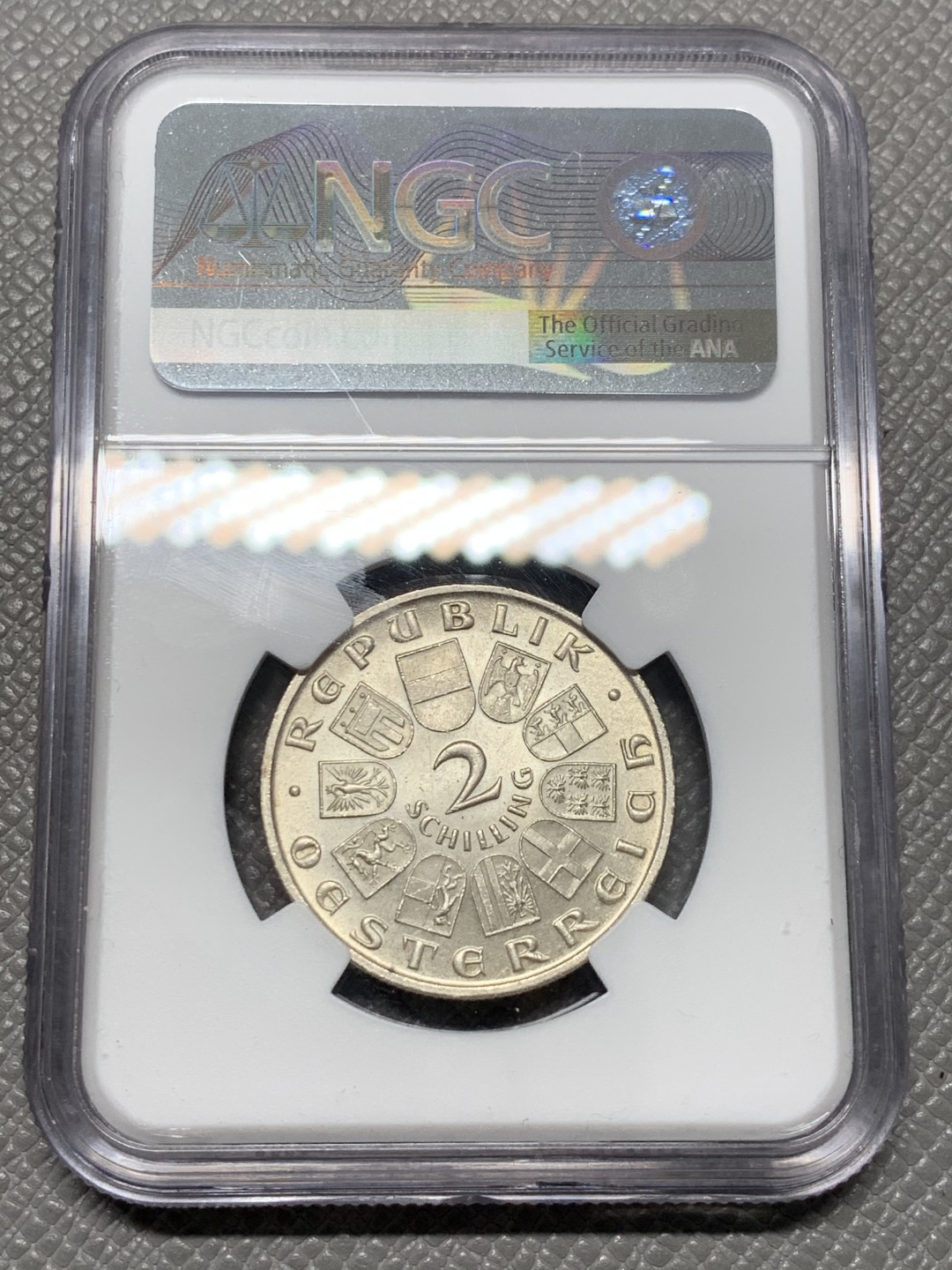 《竞宝斋》第141场-周日，周一 2场 (全场包邮) NGC-MS63 奥地利1928年 2先令银币 早期年份 这品相已经很不错了 少见