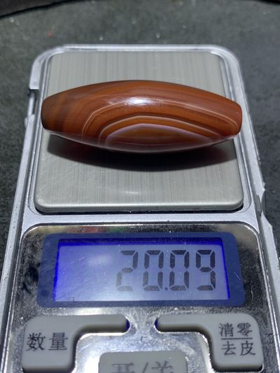 仅此一颗！精美高润度红沁天眼纹药师玛瑙天珠形桶珠一颗， 仅此一颗！精美高润度红沁天眼纹药师玛瑙天珠形桶珠一颗，